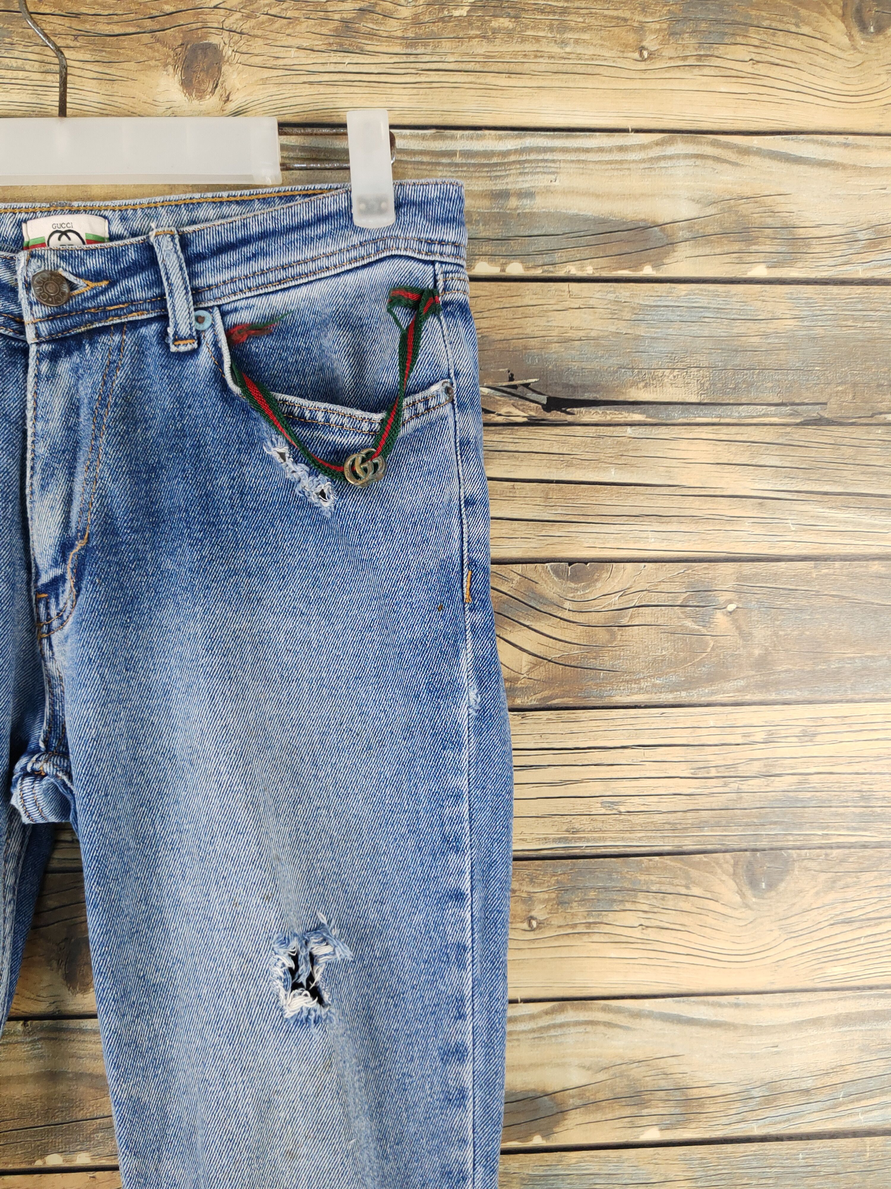 Vintage vintage Blue Distressed Ripped Jeans #W2067 Size 28" / US 6 / IT 42 - 6 Thumbnail