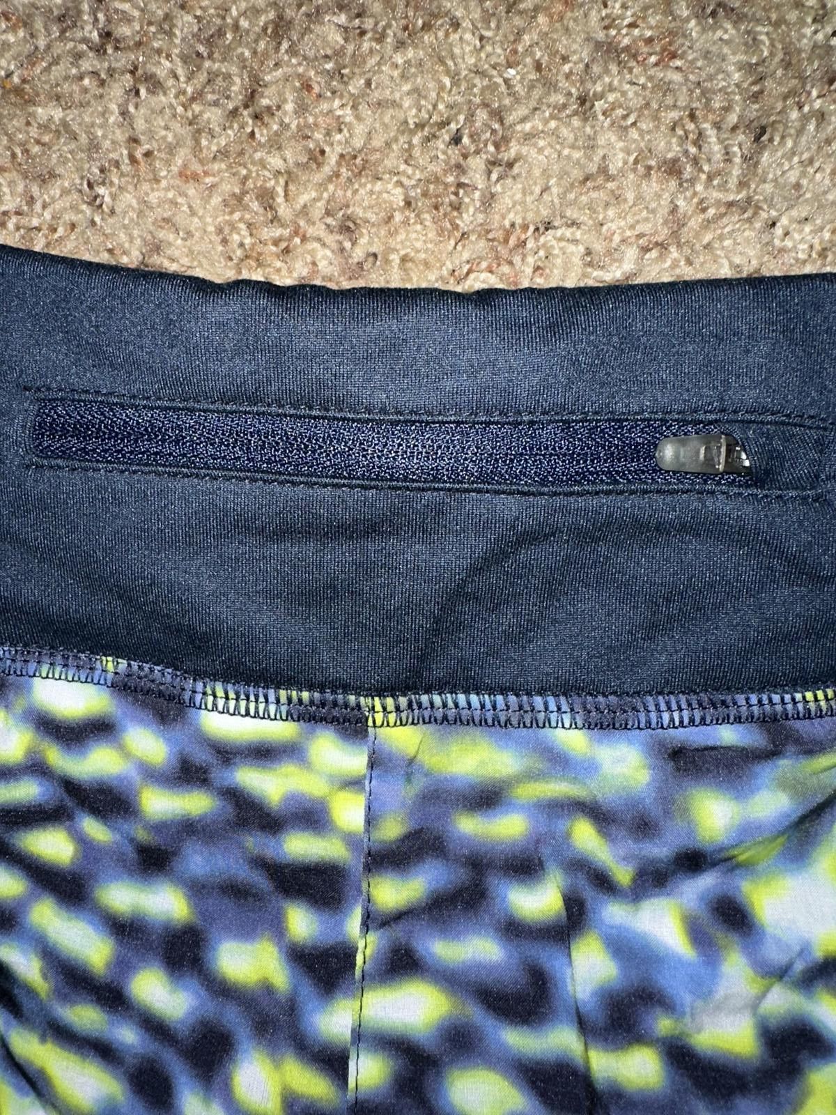 Nike Nike Women’s Blue Green Lightweight Training Print Rival Running Shorts Size 28" / US 6 / IT 42 - 6 Thumbnail