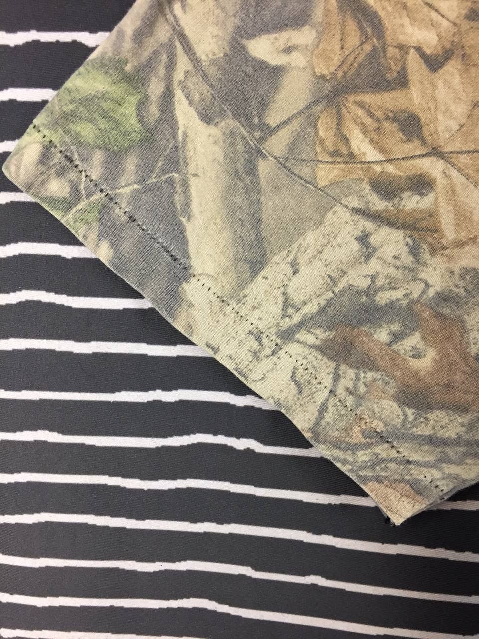 Vintage Vtg 90s Buck Wear Advantage Camo All Over Print Tee Size US XXL / EU 58 / 5 - 13 Thumbnail