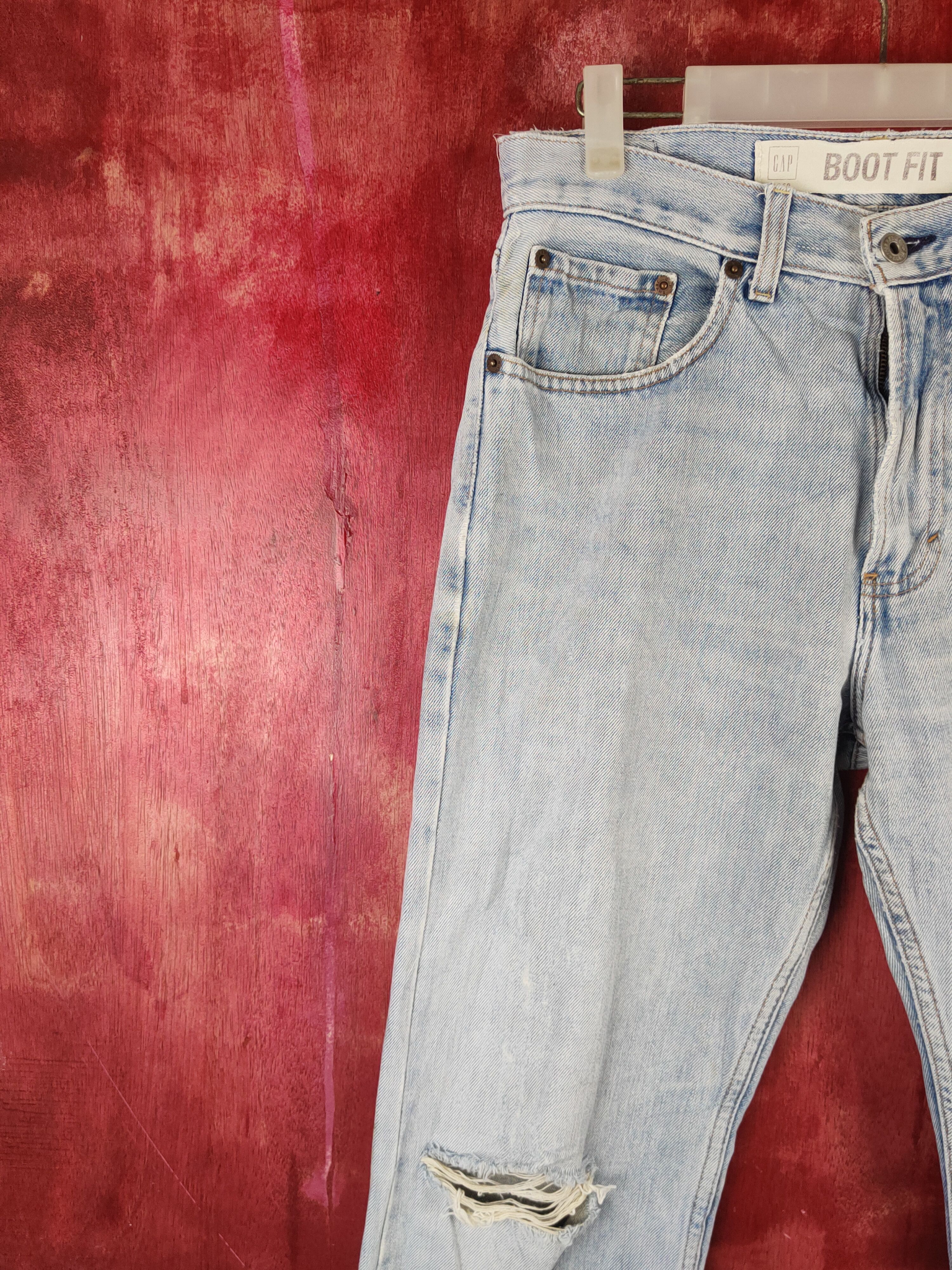 Gap GAP Blue Faded Distressed Ripped Jeans #1666 Size US 30 / EU 46 - 3 Thumbnail