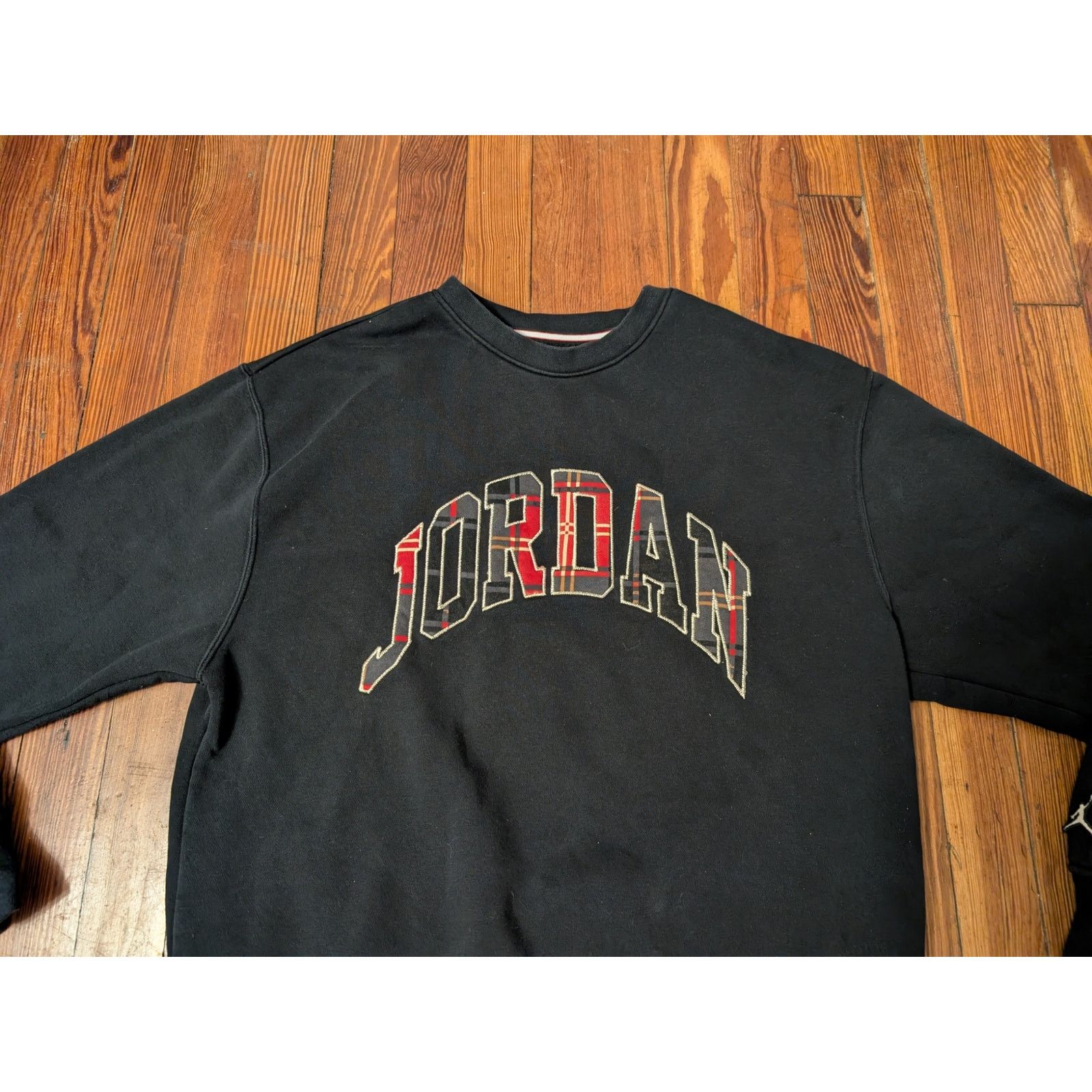 Jordan Brand Jordan Mens Medium Crewneck in good condition. Size US M / EU 48-50 / 2 - 3 Thumbnail