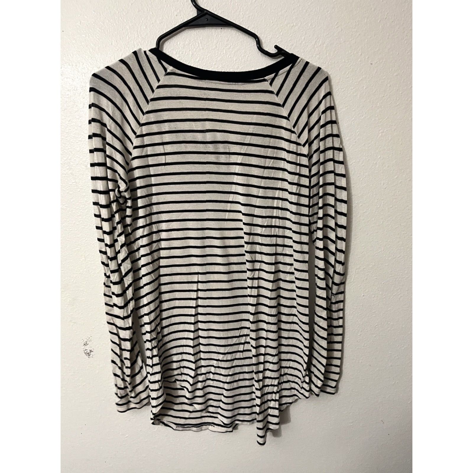 American Eagle Outfitters VINTAGE American Eagle Shirt Striped Long Sleeve Womens S White/Black Adult Small Size S / US 4 / IT 40 - 3 Thumbnail