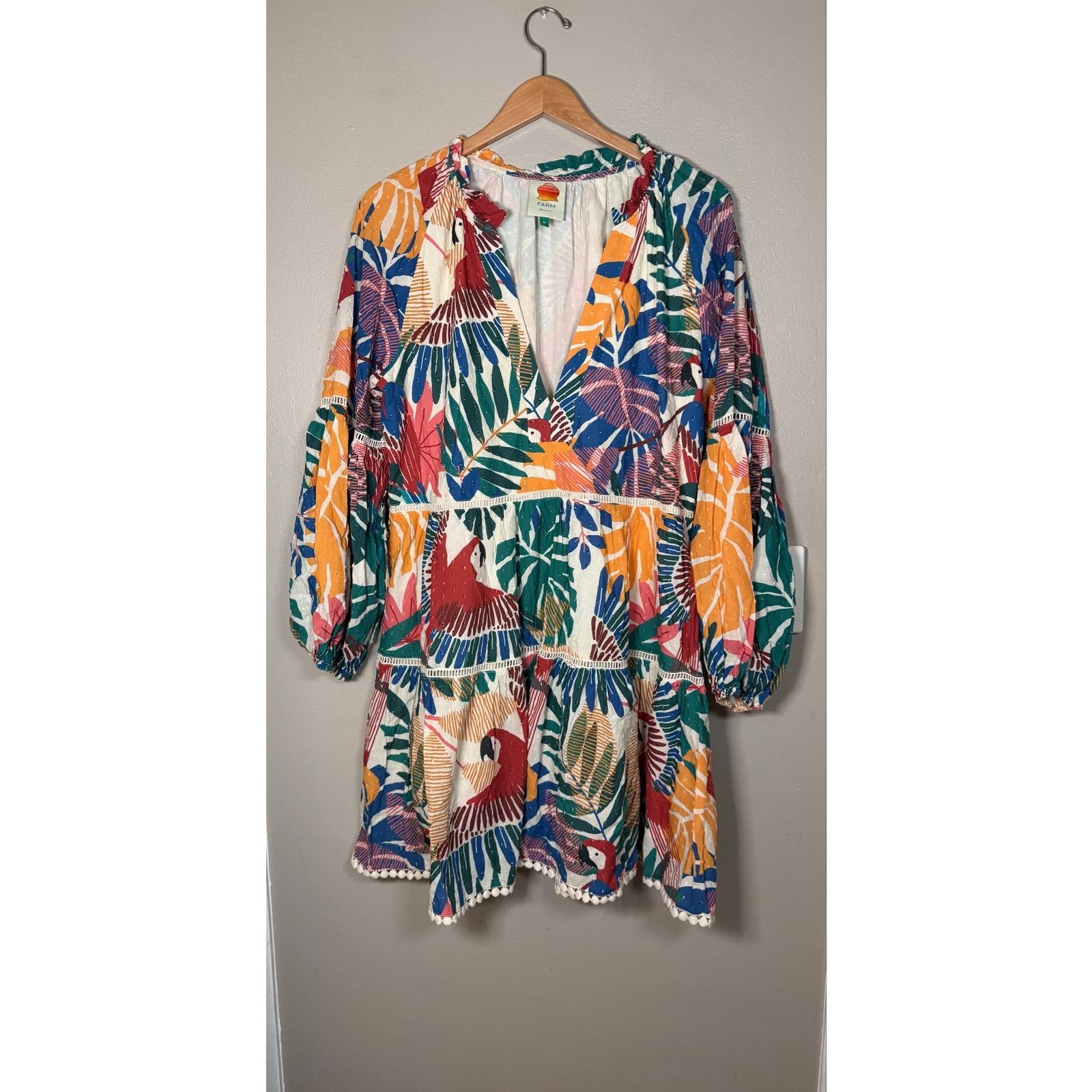 Farm Rio Farm Rio Off White Macaw Mini Dress size M Size M / US 6-8 / IT 42-44 - 3 Thumbnail