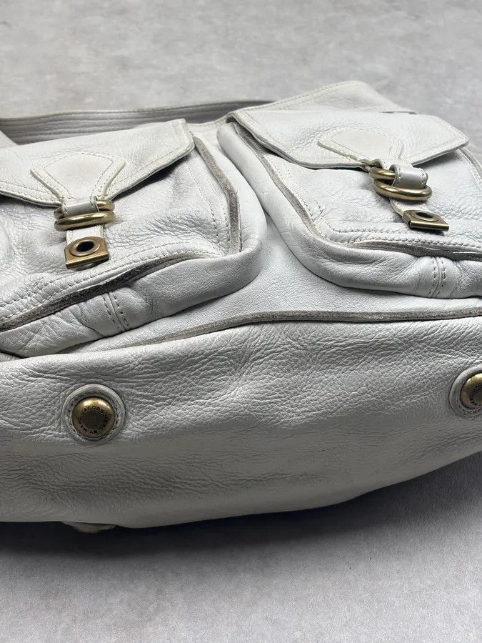 Marc Jacobs 2000s Marc by Marc Jacobs Cream Leather Multi-Pocket Shoulder Bag Size ONE SIZE - 10 Thumbnail