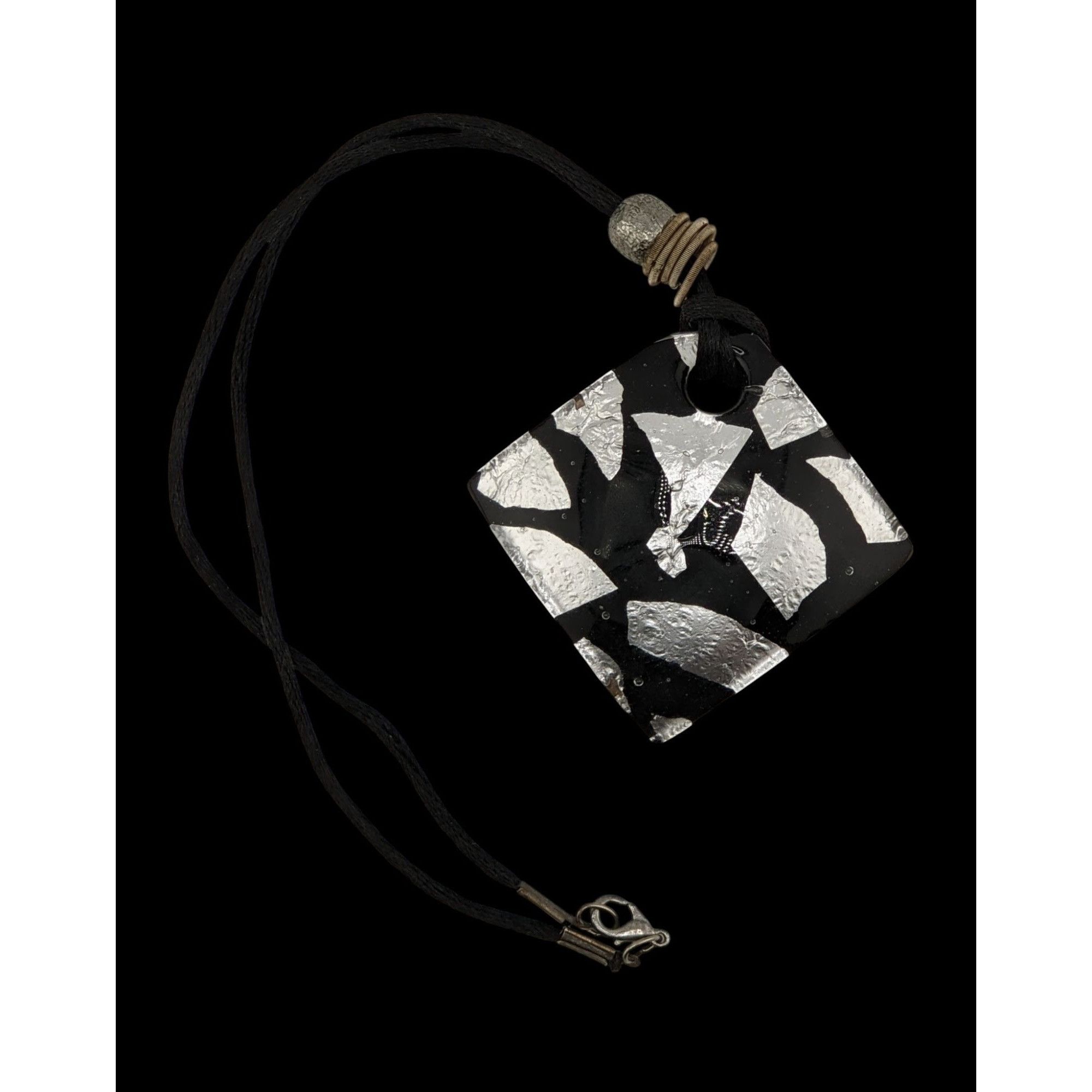 Other Vintage Black & Silver Abstract Glass Pendant Necklace Size ONE SIZE - 4 Thumbnail