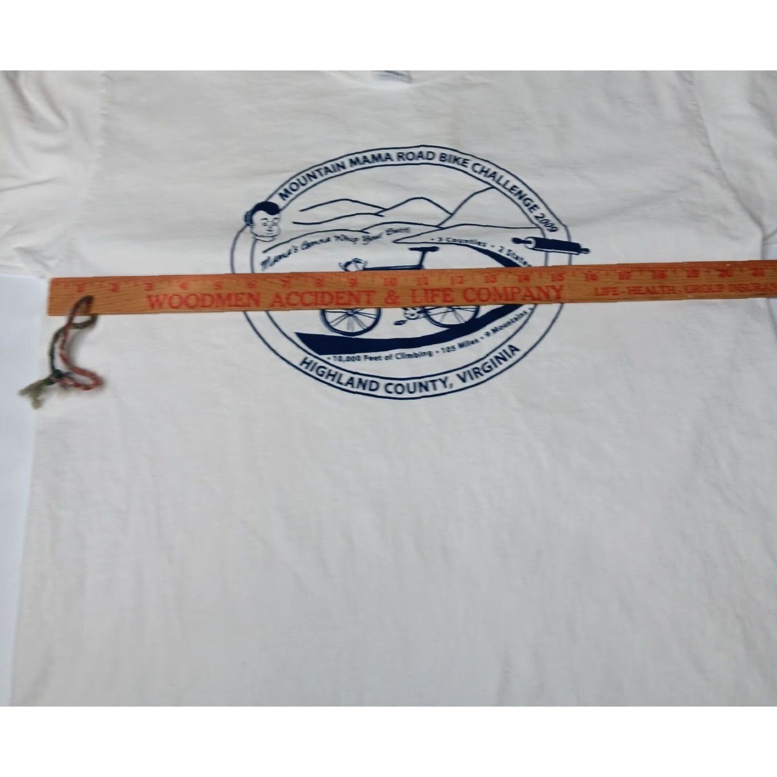Gildan VINTAGE Mountain Mama Road Bike Challenge Shirt L White Cotton Gildan Ultra Cotton Men Cyclist Graphic Print 2009 Virginia Bike Reg Mens Size US L / EU 52-54 / 3 - 7 Thumbnail
