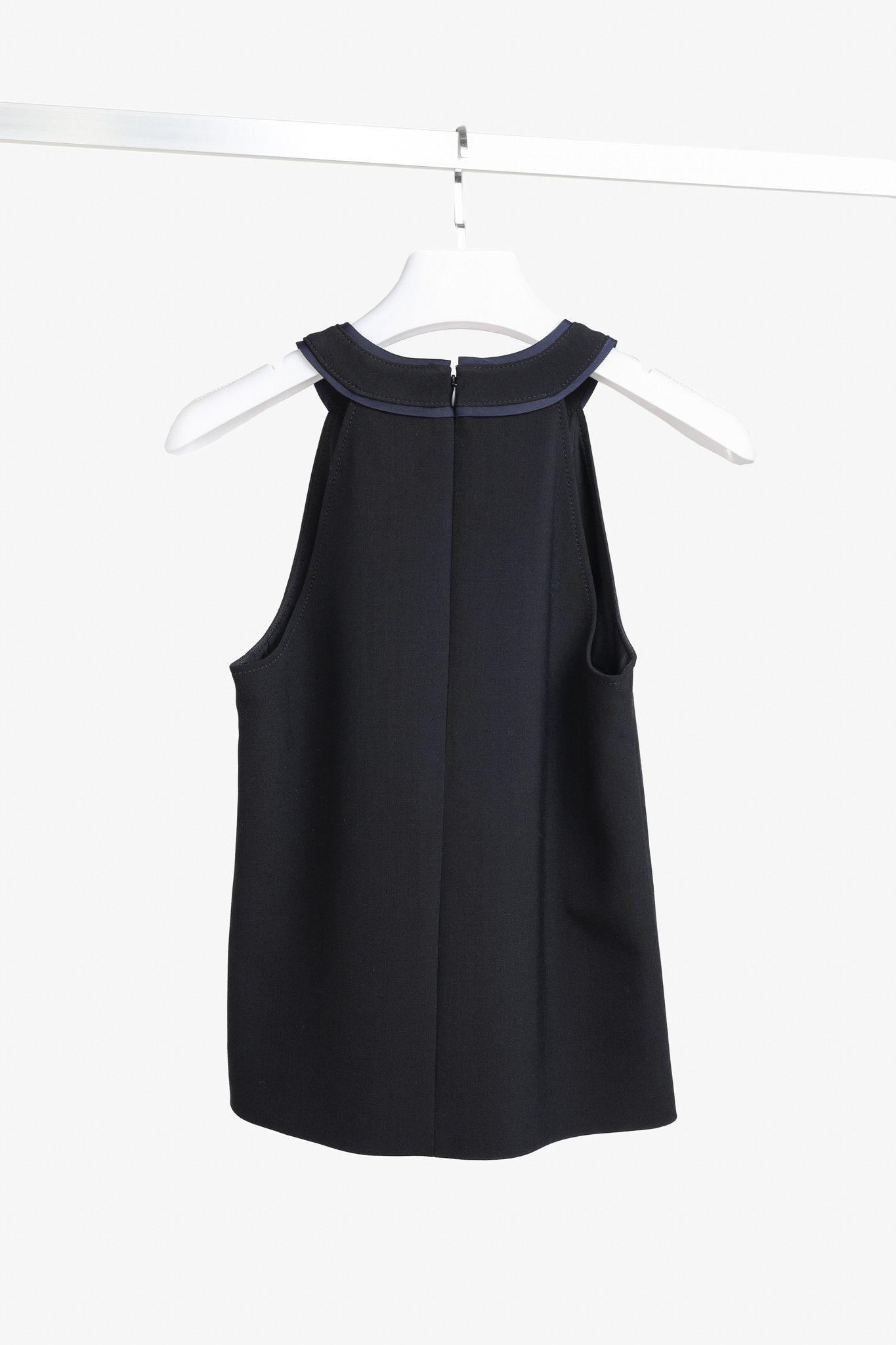 Victoria Beckham Victoria Beckham Black Navy Halter Neck Top Size M / US 6-8 / IT 42-44 - 2 Thumbnail