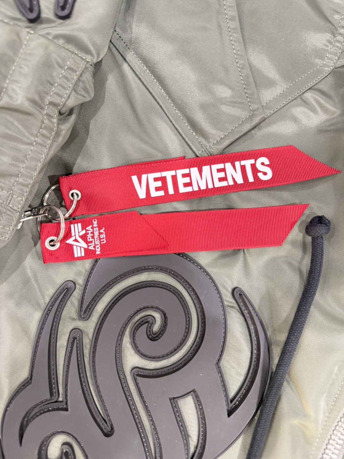 Vetements Vetements ‘Tribal Reworked’ Bomber Jacket (S) Size US S / EU 44-46 / 1 - 3 Thumbnail