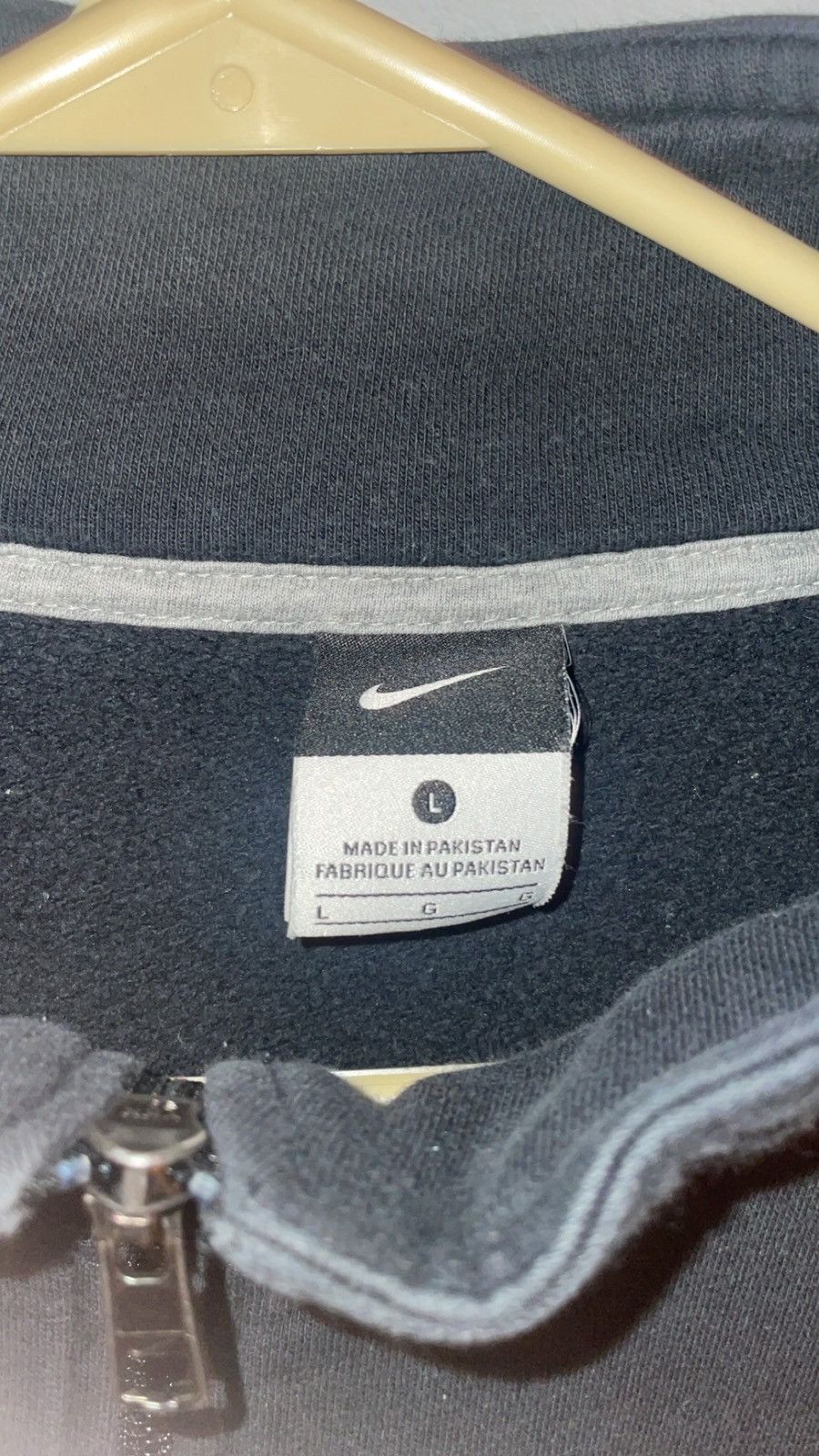 Nike Vintage Nike Black Zip-Up Size US L / EU 52-54 / 3 - 2 Thumbnail