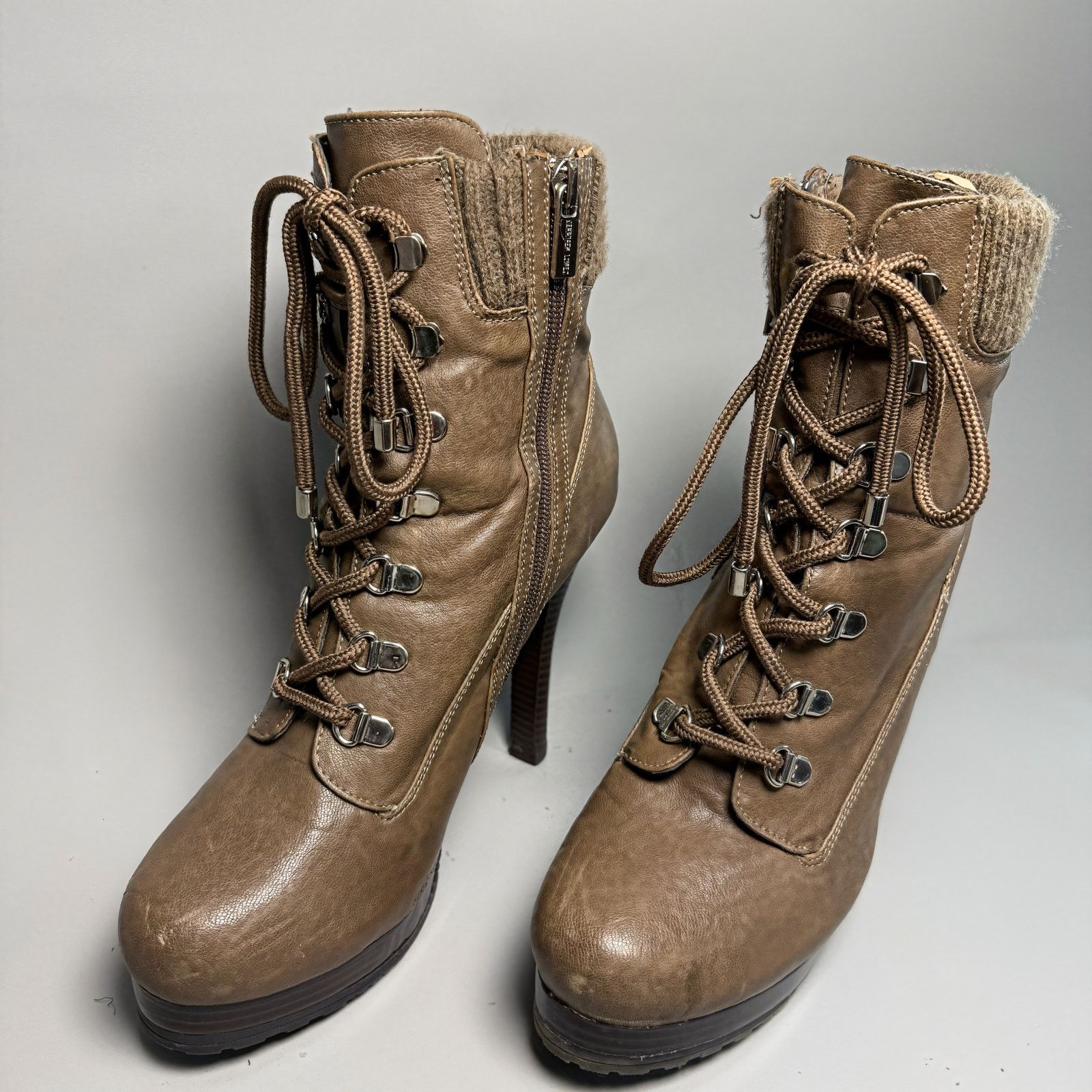 Jennifer Lopez Jennifer Lopez Moritz Taupe Laceup Bootie Size 8.5 Size US 8.5 / IT 38.5 - 5 Thumbnail