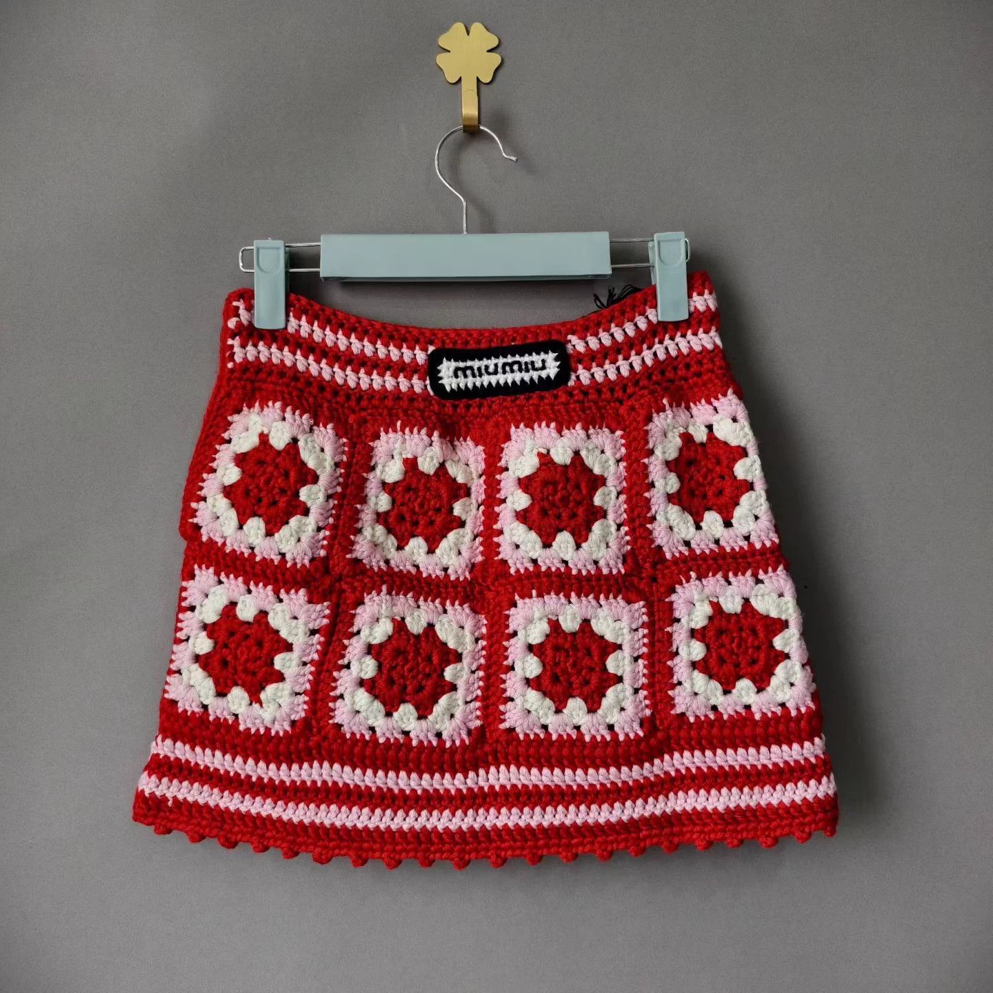 Miu Miu MIU MIU Crochet Fitted Short Red Skirt Women's Size 27" / US 4 / IT 40 - 2 Thumbnail