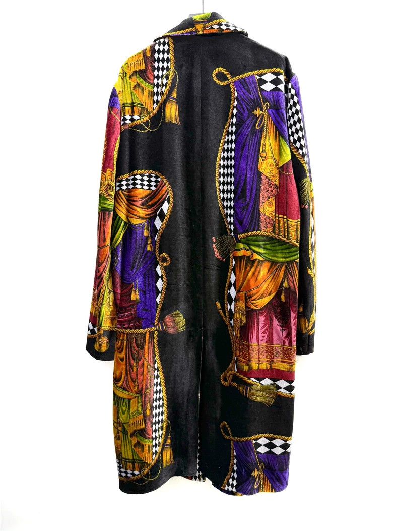 Versace Versace Luxurious baroque velvet coat Size US XL / EU 56 / 4 - 3 Thumbnail
