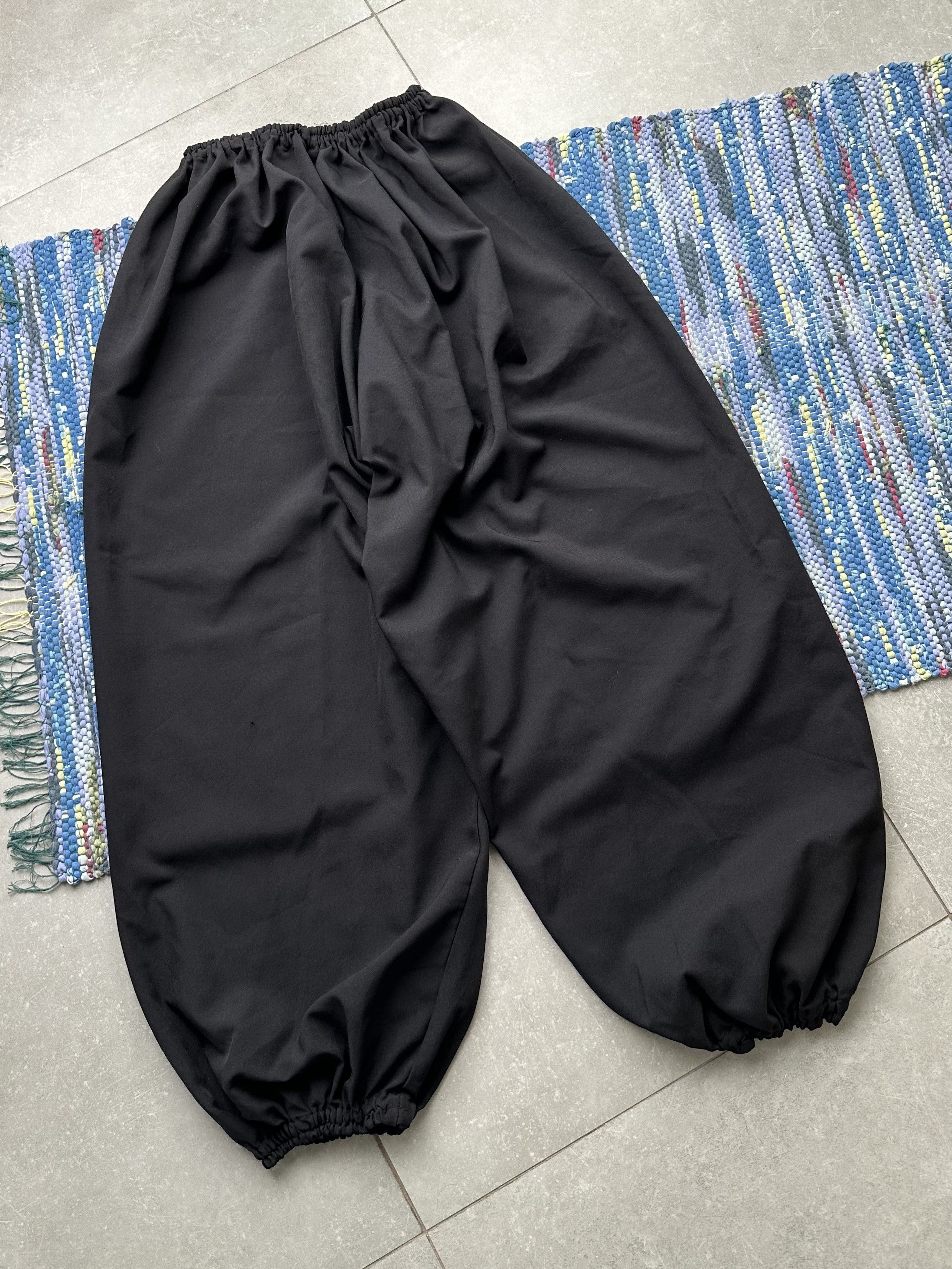 Image of Avant Garde x Vintage Parachute Pants in Black, Men's (Size 30)