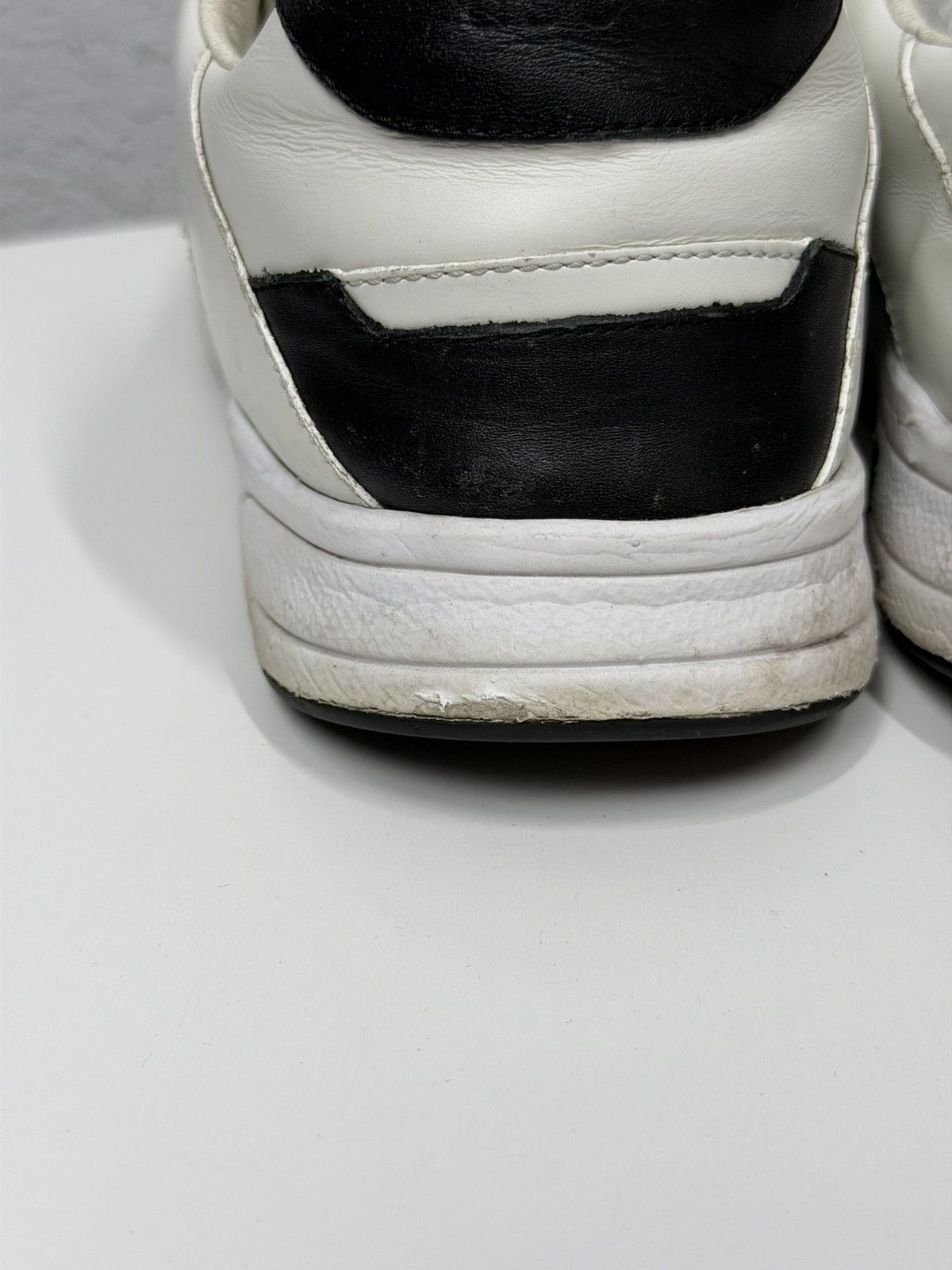 Gucci GUCCI Black White GG Logo Sneakers Shoes Low Top Leather Size US 8 / EU 41 - 10 Thumbnail