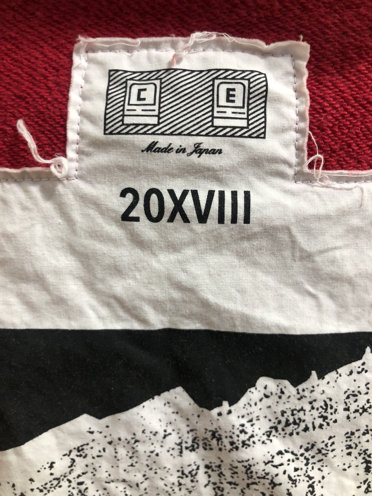 Cav Empt FW18' C.E x BEAMS SSZ c a v BOX REVERSIBLE CREW NECK Size US M / EU 48-50 / 2 - 6 Thumbnail