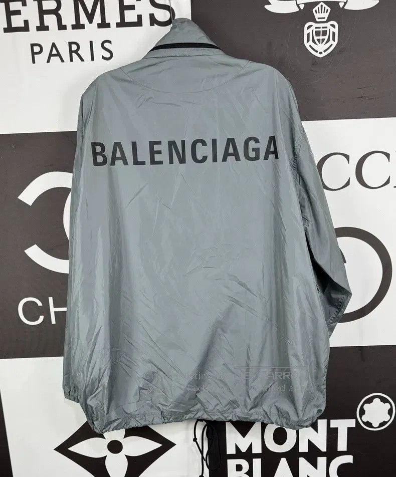 Balenciaga Balenciaga Back Big Logo Jacket Size XS / US 0-2 / IT 36-38 - 2 Thumbnail