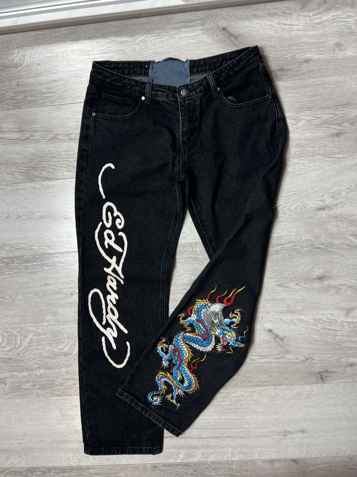 Ed Hardy Ed Hardy Embroidered Dragon Flame Straight Leg Jean Big Logo Size US 32 / EU 48 - 1 Thumbnail