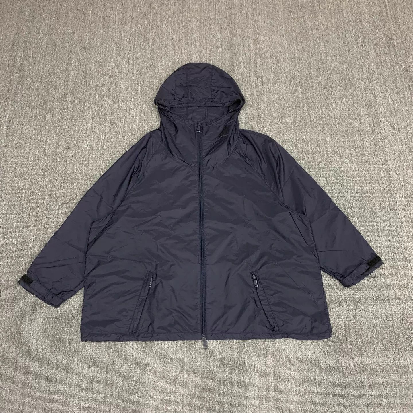 Prada Prada Navy Blue Triangle Logo Jacket XXL 9/10 Hem Scratch Size XXL / US 16-18 / IT 52-54 - 1 Thumbnail