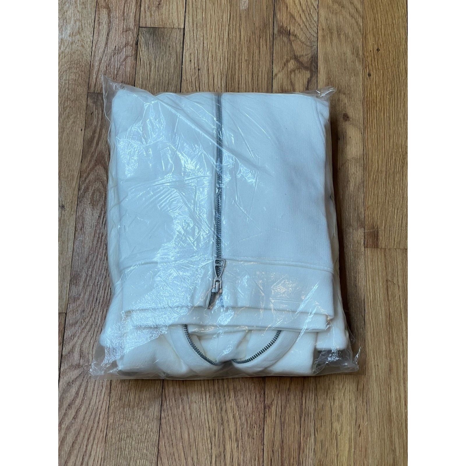 Jordan Brand Jordan Travis Scott Full-Zip Hoodie White DZ5500–133 Sz. Med Size US M / EU 48-50 / 2 - 3 Thumbnail