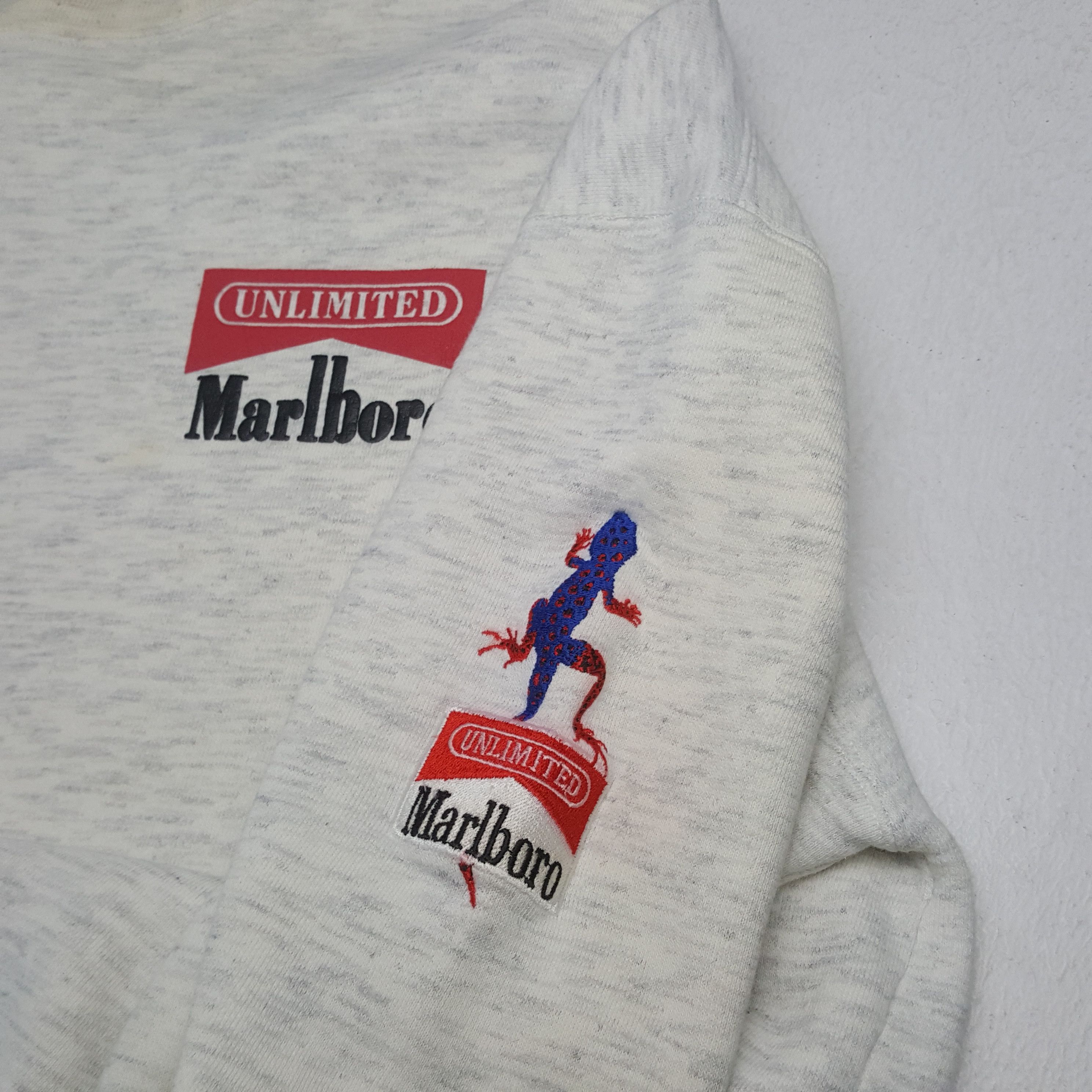 Marlboro UNLIMITED MARLBORO Vintage Sweatshirt C293N19 Size US L / EU 52-54 / 3 - 8 Thumbnail