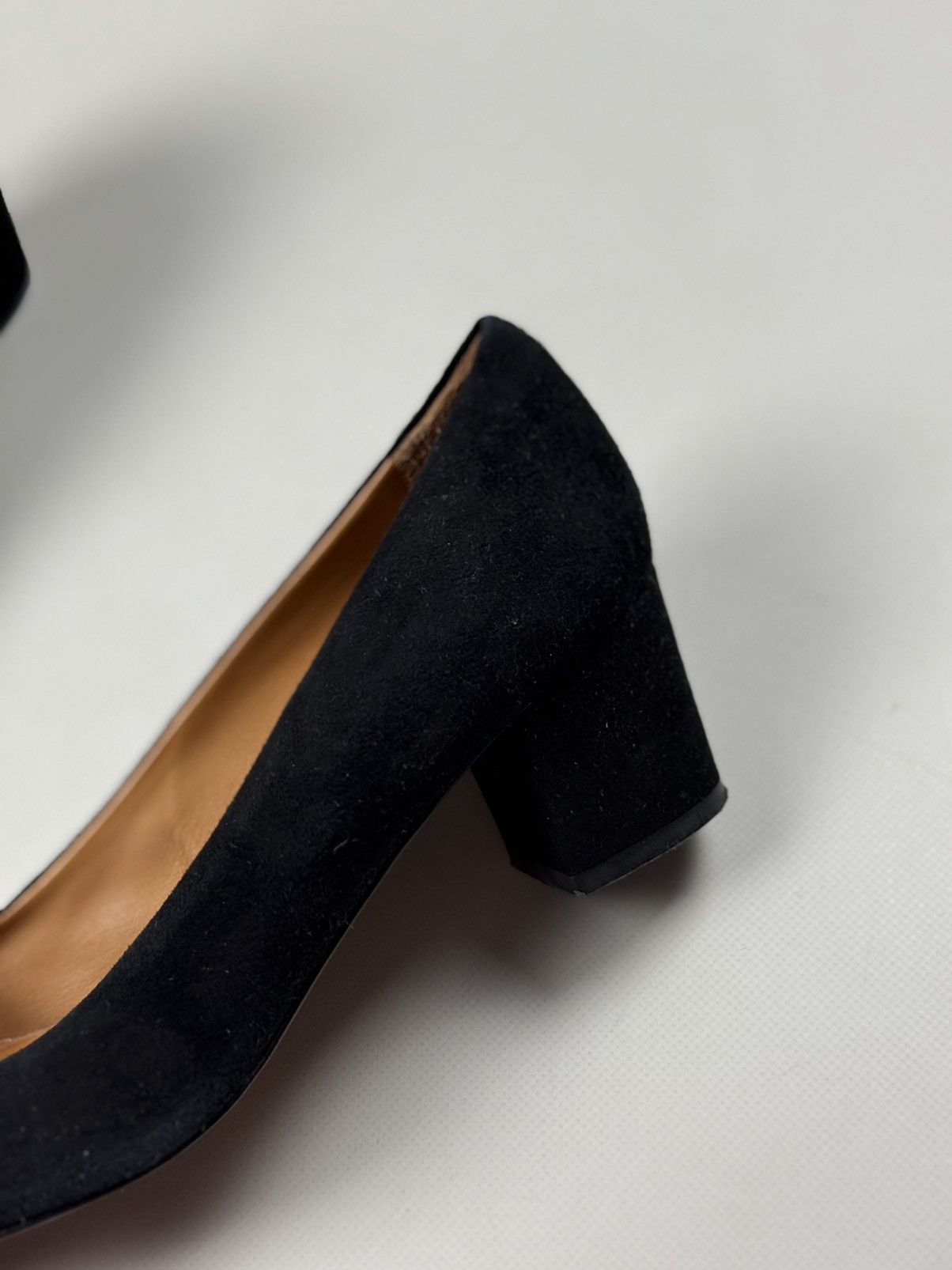 Sezane Les Souliers Sezane Ladies Suede Pump Block Heels Shoes Size US 7 / IT 37 - 18 Thumbnail