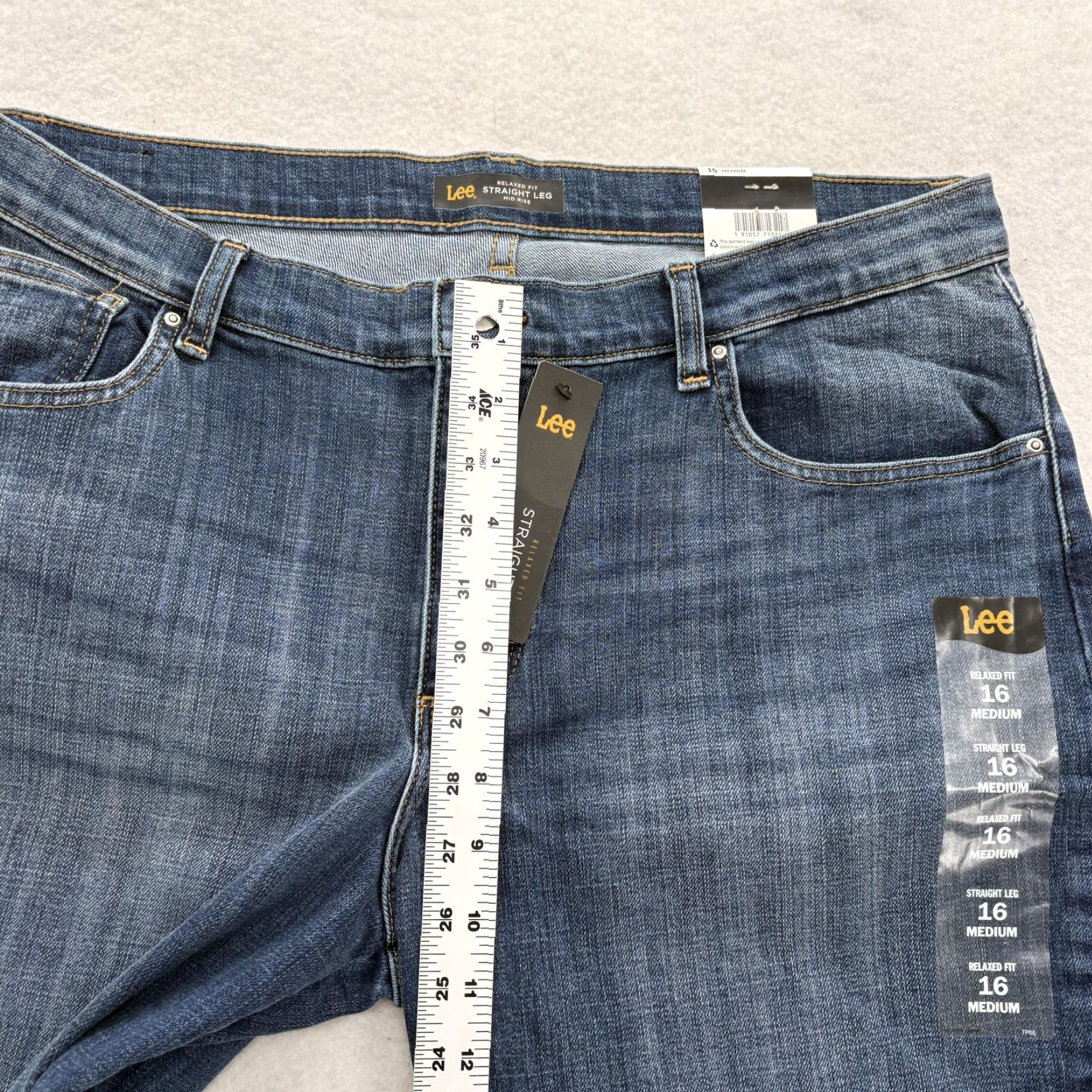 Lee Lee Jeans Womens 16 Blue Relaxed Fit Straight Leg Mid Rise Stretch Denim NWT Size 38" / US 16 / IT 52 - 7 Thumbnail