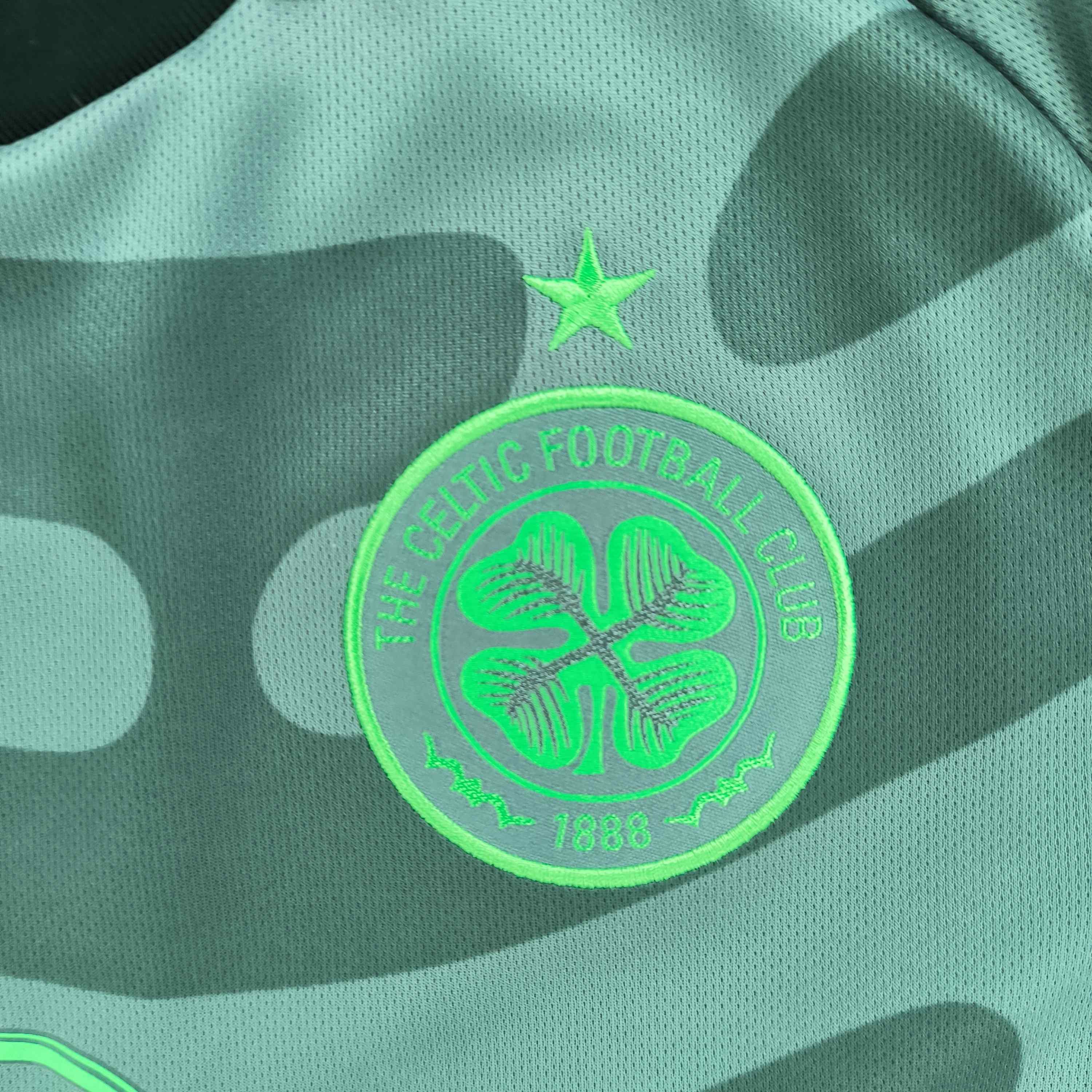 Adidas Celtic 2023-24 Adidas third football jersey shirt size M Size US M / EU 48-50 / 2 - 4 Thumbnail