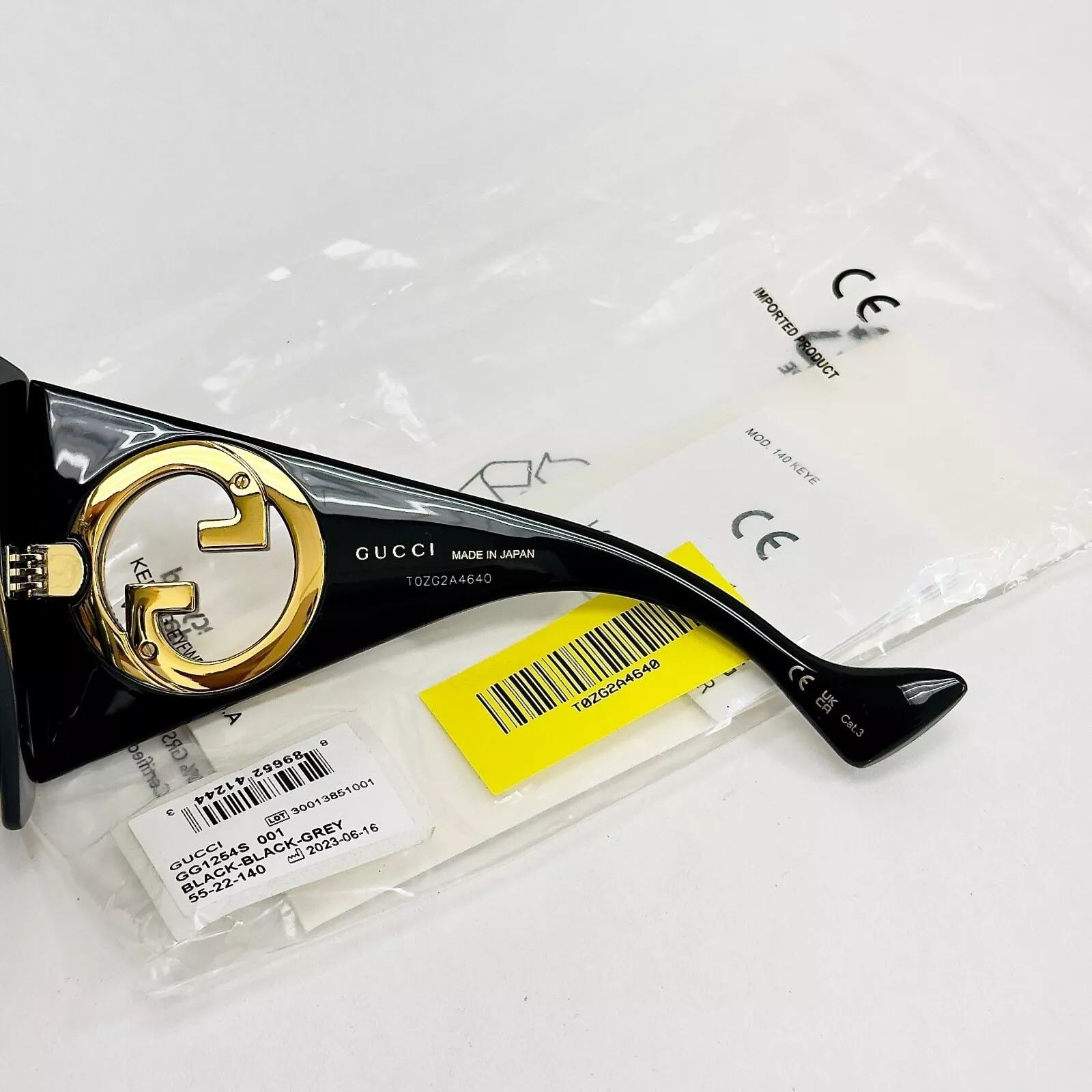 Gucci GUCCI 1254 Black Gold Logo Gg1254S Oversized Mask Flat 001 Size ONE SIZE - 10 Thumbnail
