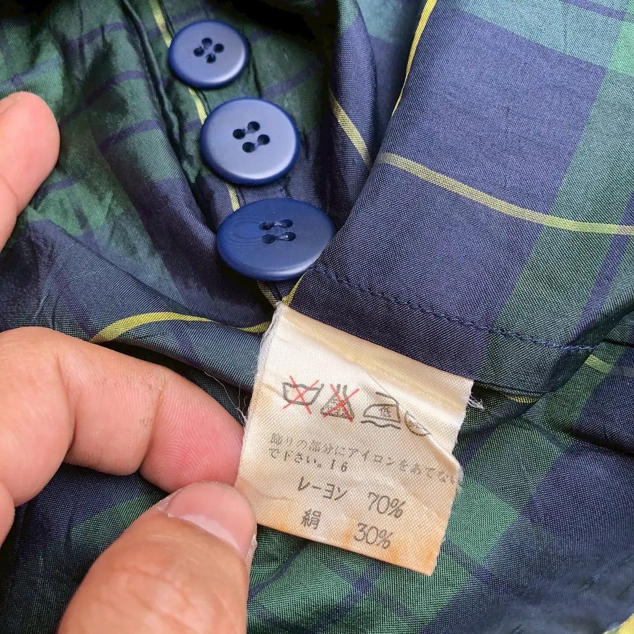 Issey Miyake Vintage ISSEY MIYAKE Hooded Check Coat — 2013 Runway Feel Size US M / EU 48-50 / 2 - 8 Thumbnail