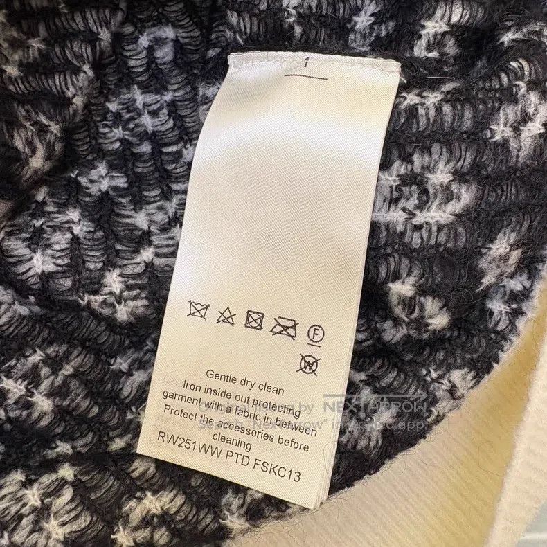 Louis Vuitton Louis Vuitton 25ss full print print print knit cardigan sw Size US L / EU 52-54 / 3 - 8 Thumbnail
