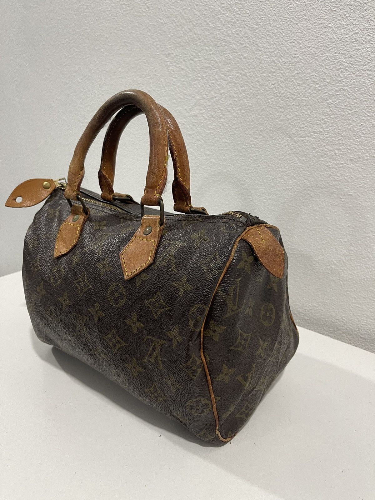 Louis Vuitton LOUIS VUTTON MONOGRAM SPEEDY 25 HAND BAG Size ONE SIZE - 3 Thumbnail