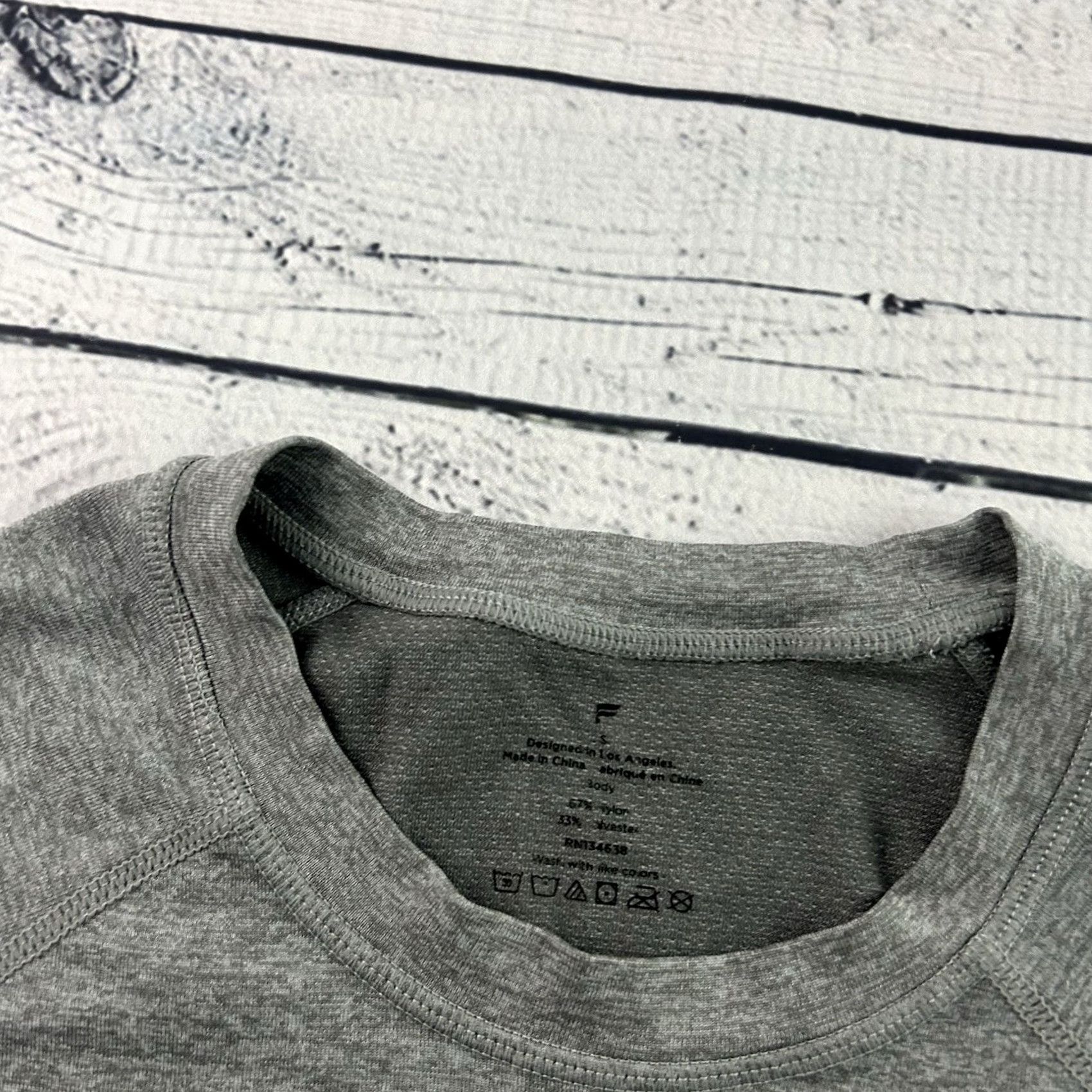 Fabletics Fabletics Short Sleeve Athletic T-Shirt Men's Small Gray Shirt Size US S / EU 44-46 / 1 - 2 Thumbnail