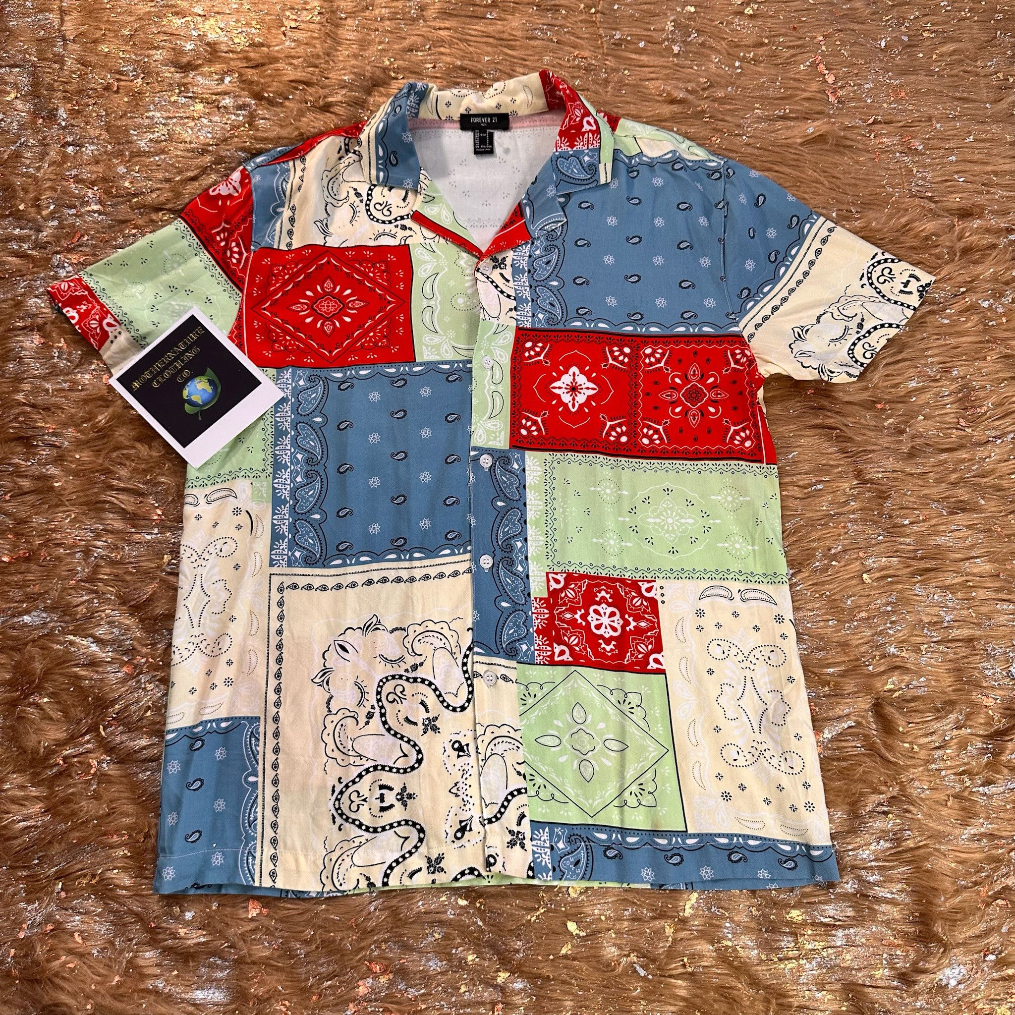 Forever 21 ICONIC PATCH PAISLEY WORK S/S CAMP COLLAR SHIRT Size US M / EU 48-50 / 2 - 1 Thumbnail