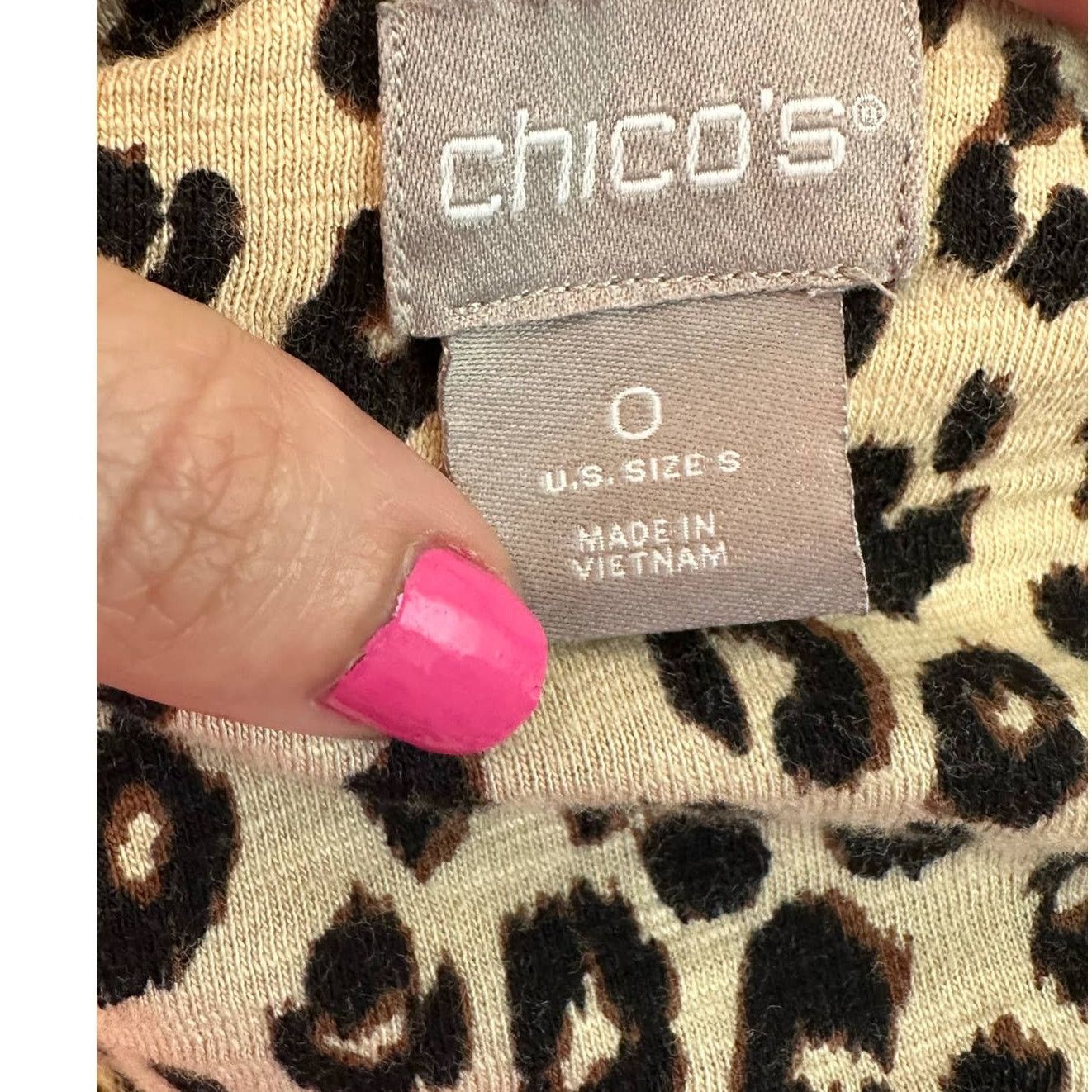Chicos Chico's beige animal print 3/4 sleeves top size 0 - small Size S / US 4 / IT 40 - 3 Thumbnail