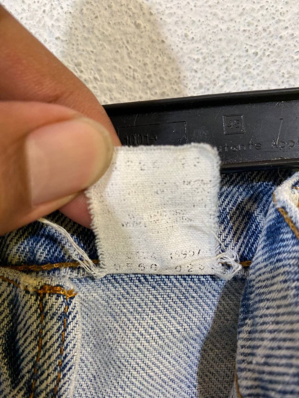 Levi's vintage levis 550 relaxed fit orange tab denim made in usa Size US 33 - 13 Thumbnail