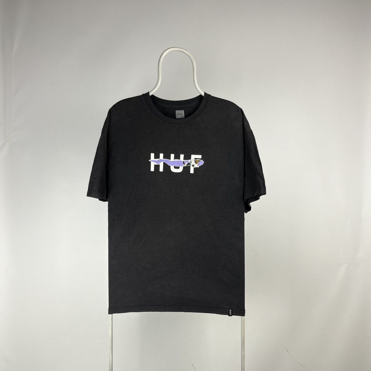 Huf Huf dogs box logo Tshirt size XLarge Size US XL / EU 56 / 4 - 1 Thumbnail