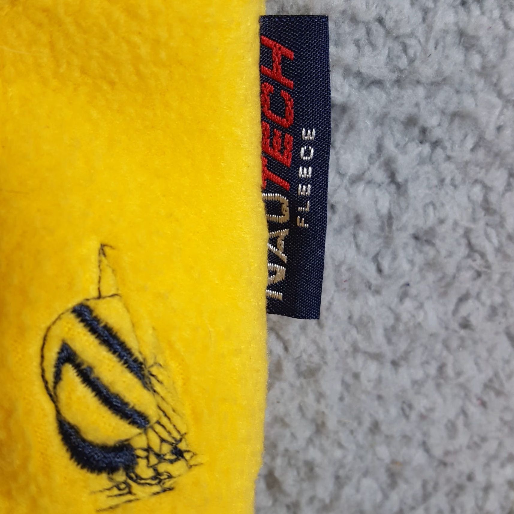 Nautica VINTAGE Nautica 90s Yellow Fleece Quilted Vest Men's Size L Windbreaker Jacket Size US L / EU 52-54 / 3 - 4 Thumbnail