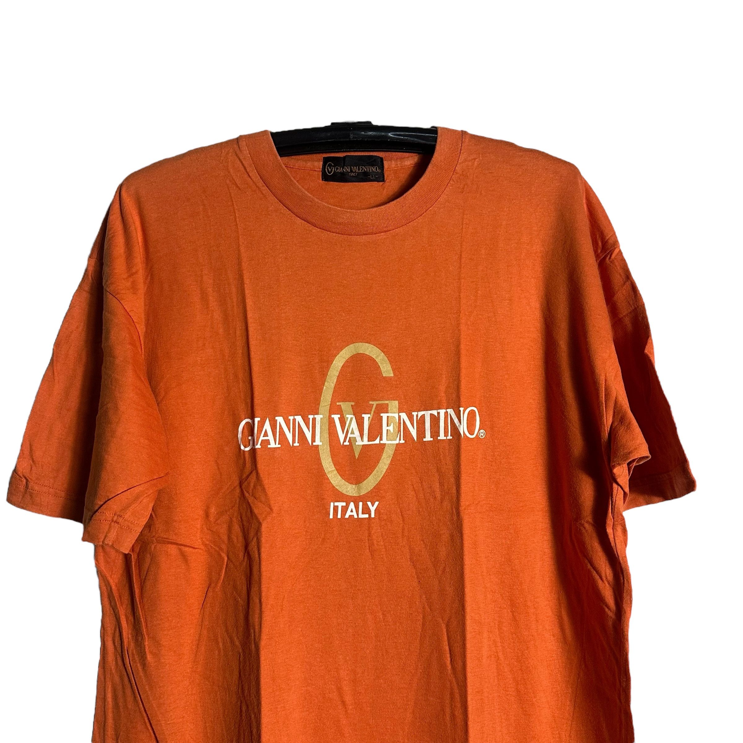 Gianni Valentino 🔥RARE🔥Vintage Gianni Valentino Spell Out T-shirt Size US XL / EU 56 / 4 - 2 Thumbnail