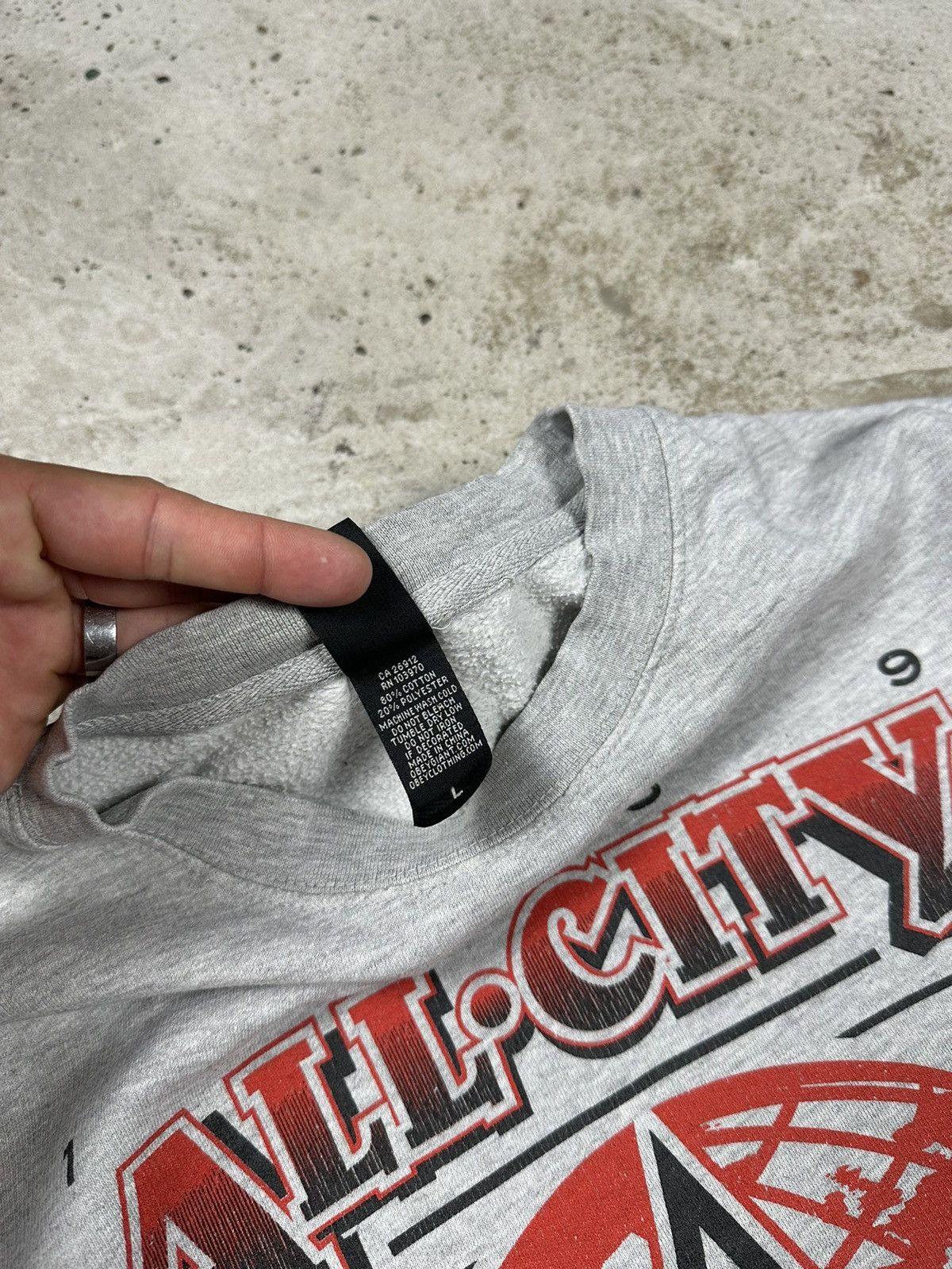 Obey × Vintage Vintage Y2K Obey All City Champions Grey Crewneck Sweatshirt Size US L / EU 52-54 / 3 - 7 Thumbnail