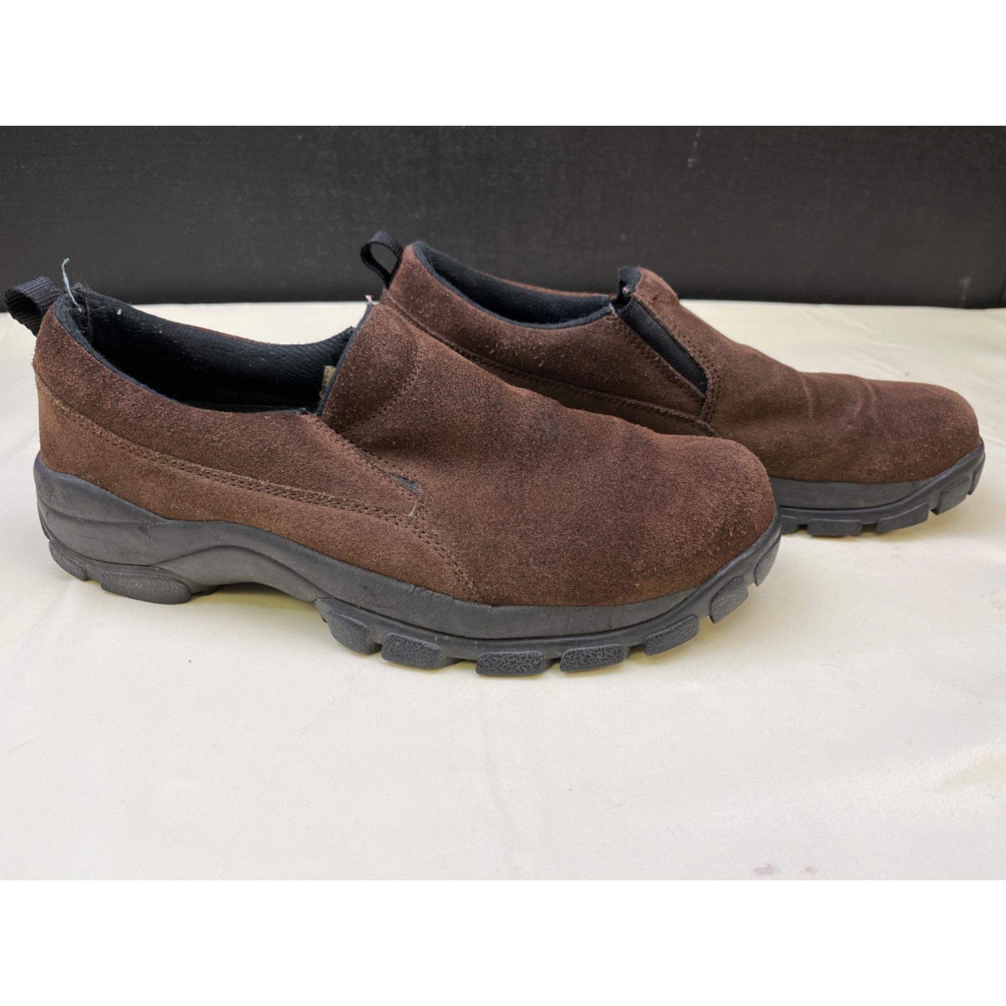 Other Land's End Men's Brown Suede Slip On Shoes Size9 SKU 5576 Size US 9 / EU 42 - 3 Thumbnail