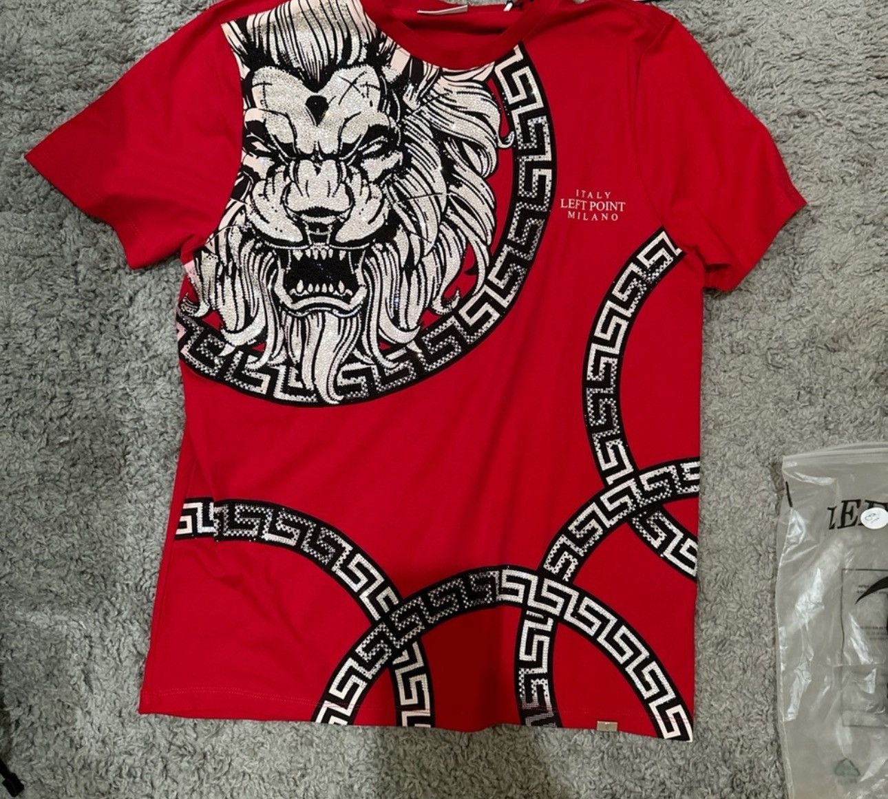 Other Left Point Lion shirt Size US XL / EU 56 / 4 - 1 Thumbnail