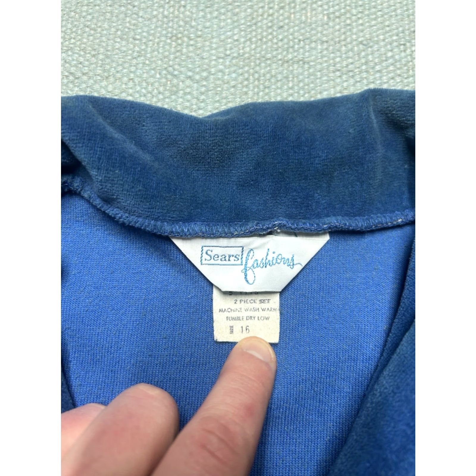 Sears VINTAGE Sears Shirt Adult Women 70s Velour Blue Long Sleeve Open Neck Size 16 Size XXL / US 16-18 / IT 52-54 - 5 Thumbnail