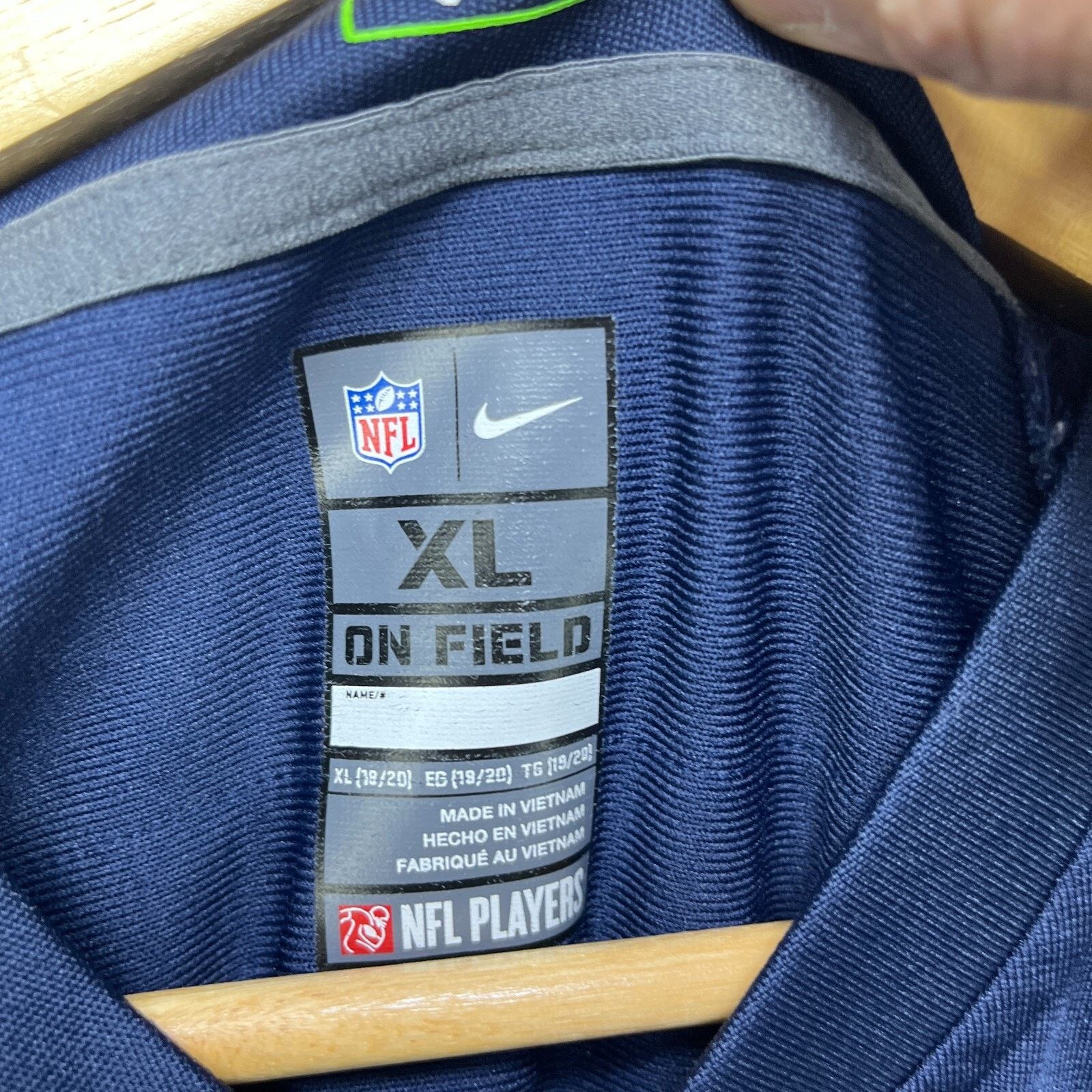 Nike × Vintage Vintage Seattle Seahawks On-Field Youth XL Russell Wilson Size US XL / EU 56 / 4 - 4 Thumbnail