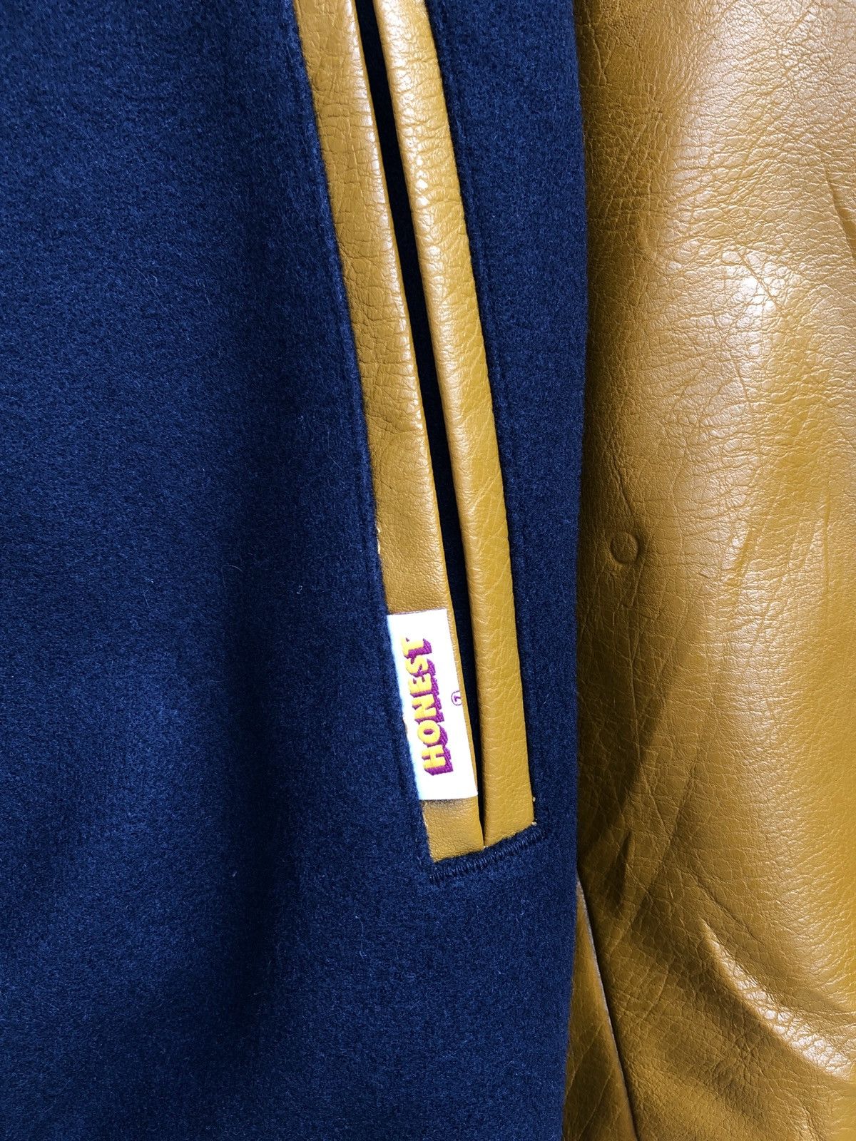 Japanese Brand Vintage Havest Collage Leather Varsity /Travis Flacko Scott Size US XXL / EU 58 / 5 - 6 Thumbnail