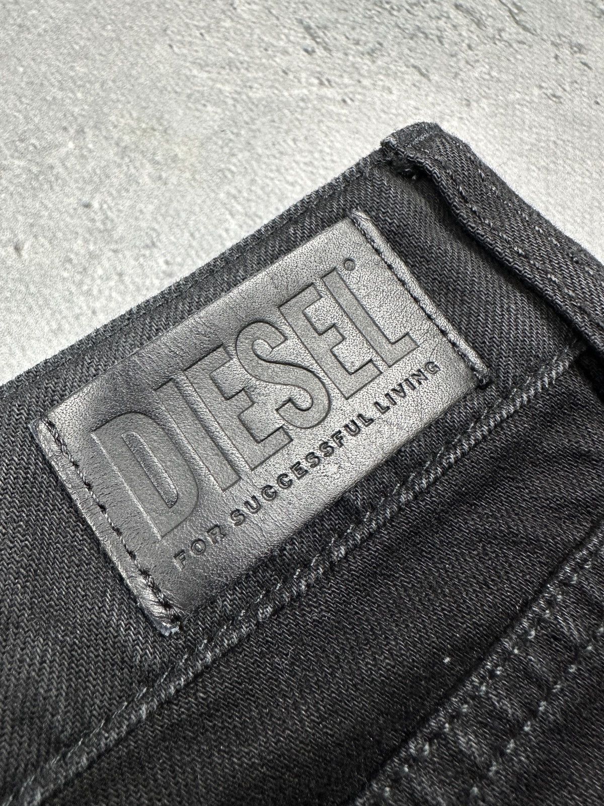 Diesel Diesel Industry Moto Coated Panel Zip Jeans Black Raw Hem Size 27" / US 4 / IT 40 - 6 Thumbnail
