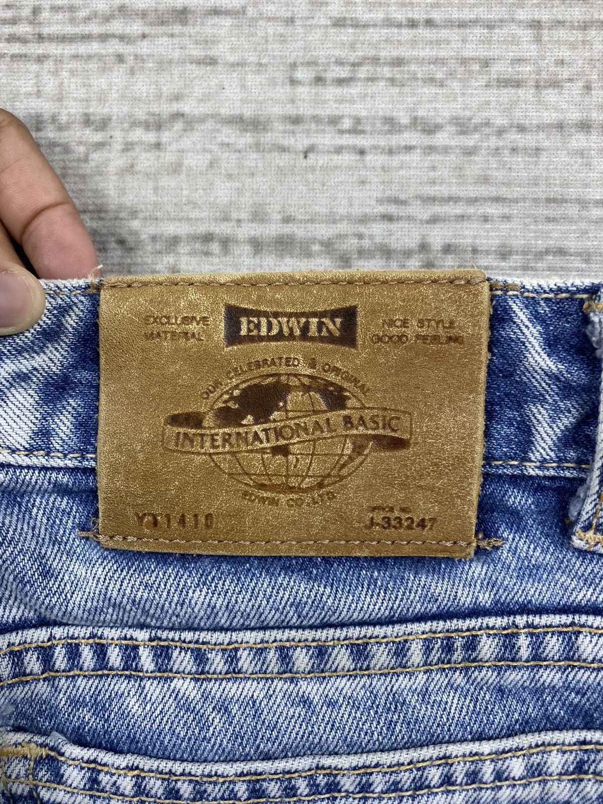 Edwin × Japanese Brand × Vintage Vintage 90s Edwin Japan Wash Blue Denim Jeans Size US 27 - 13 Thumbnail