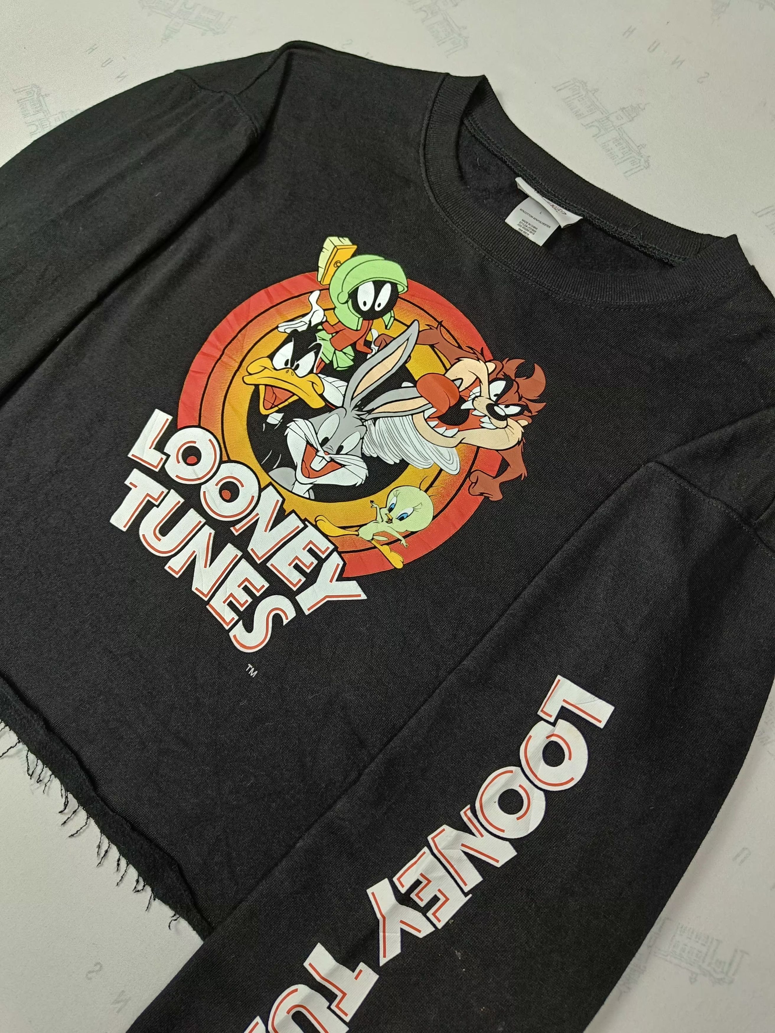 Cartoon Network LOONEY TUNES CARTOON CROP TOP SWEATSHIRT Size US L / EU 52-54 / 3 - 5 Thumbnail
