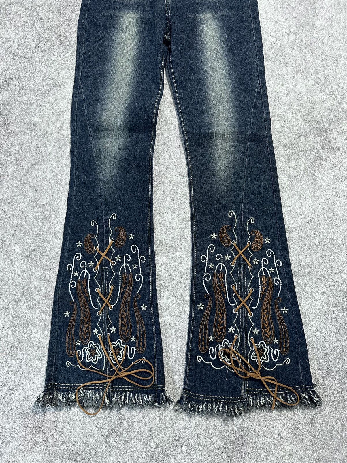If Six Was Nine Y2K Romwe stretch Lace Up flare Denim Size 28" / US 6 / IT 42 - 3 Thumbnail