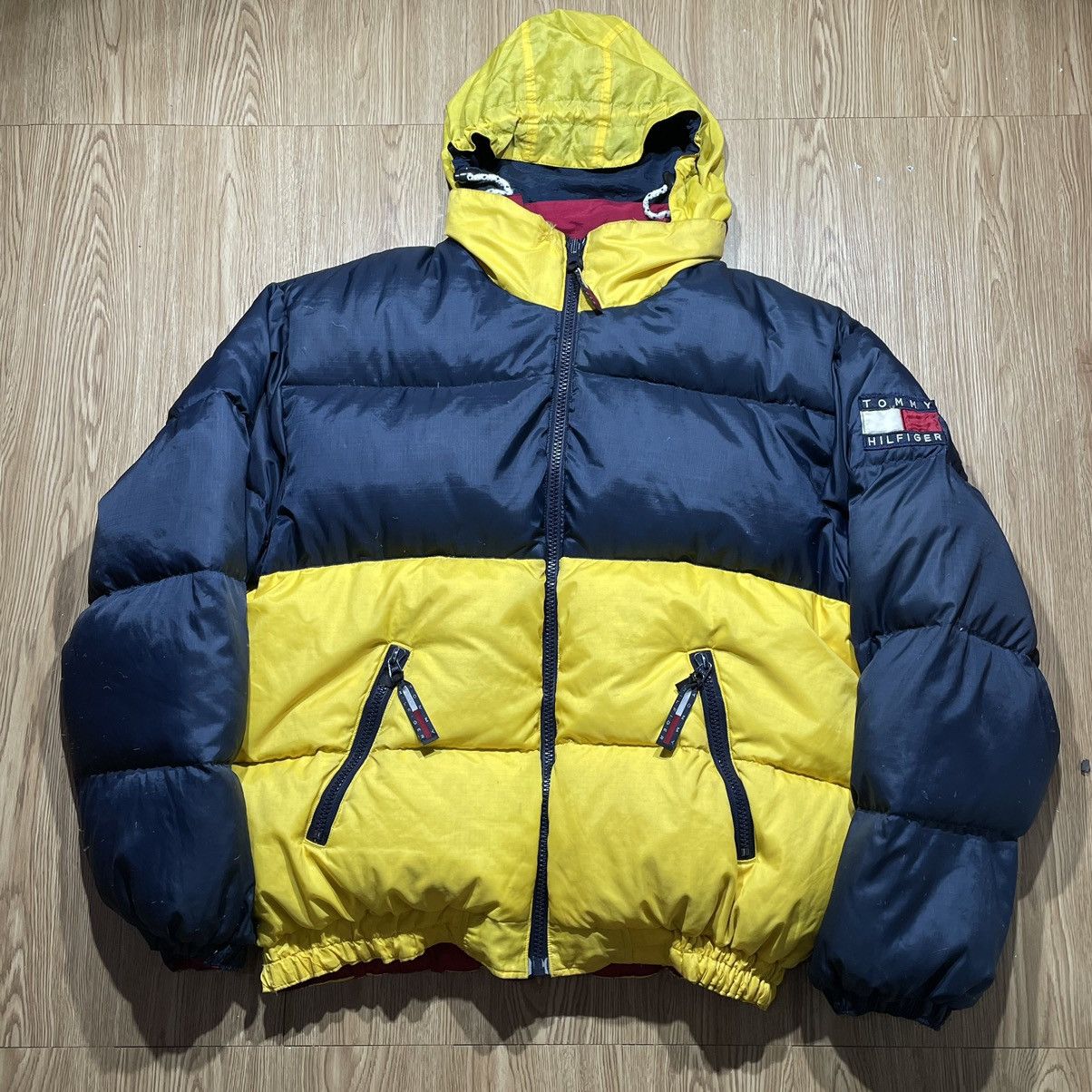 Tommy Hilfiger × Vintage Puffer Tommy Hilfiger Vintage 90’s Big Logo Reversible Size US XL / EU 56 / 4 - 12 Thumbnail