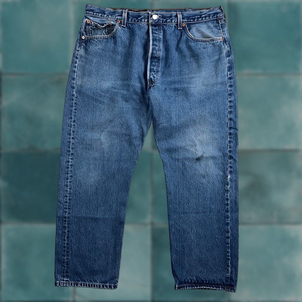 Levi's VINTAGE Levi's 501 Jeans Straight Mens 42x32 Blue Medium Wash 90s USA XX Regular Rise Mid 10-12in Denim Cotton WW Size US 42 / EU 58 - 1 Thumbnail